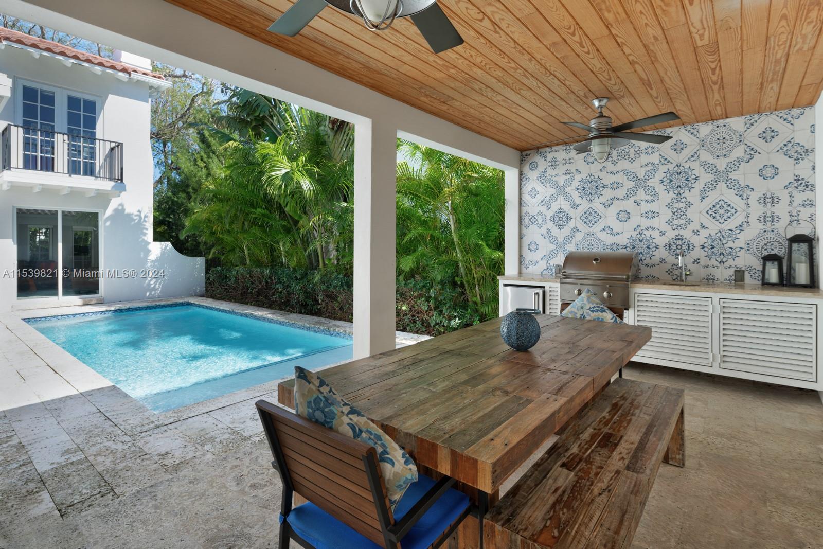 1320 San Benito Ave, Coral Gables, Florida 33134, 3 Bedrooms Bedrooms, ,3 BathroomsBathrooms,Residentiallease,For Rent,1320 San Benito Ave,A11539821