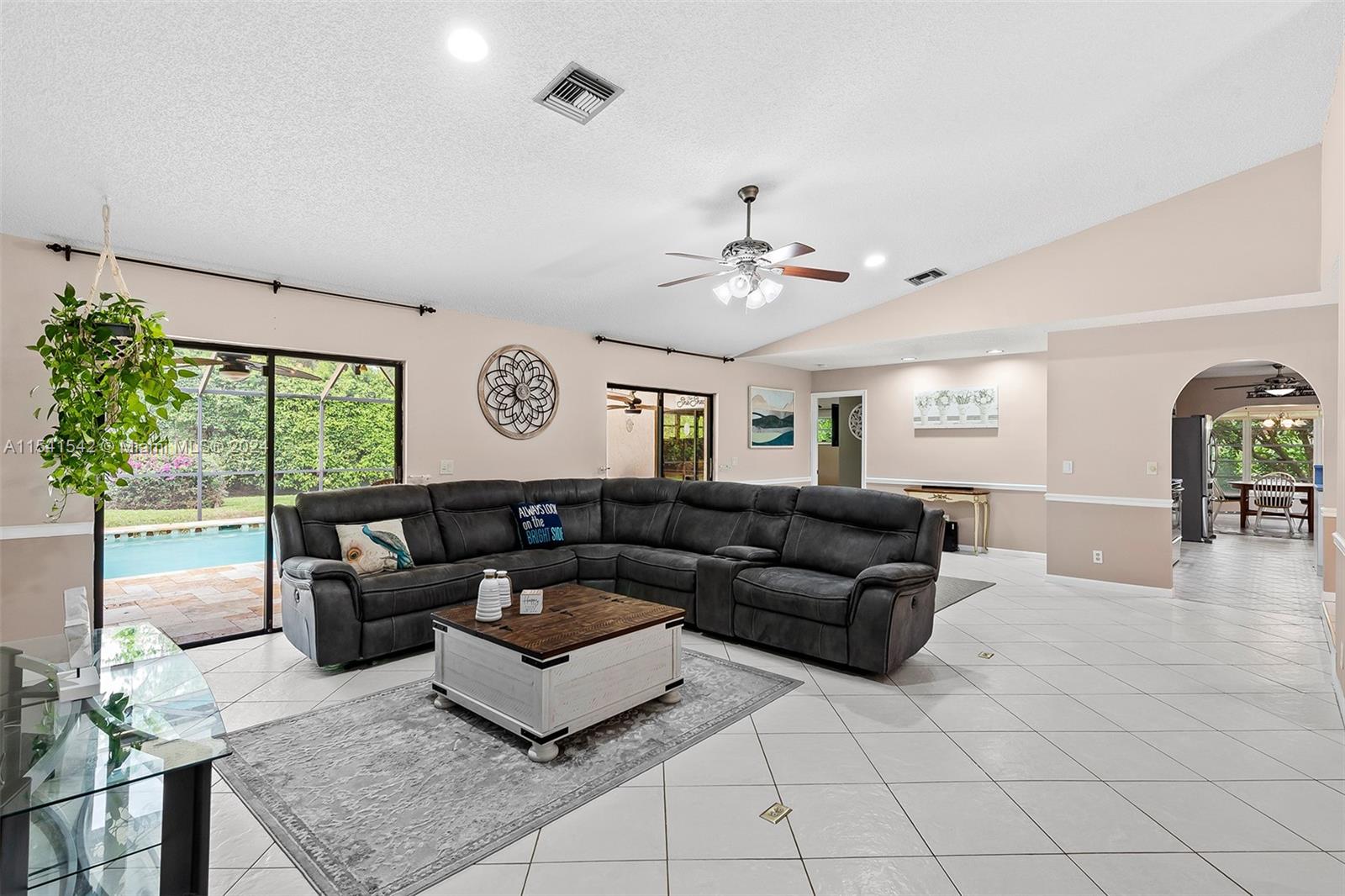 10611 Saint Andrews Rd, Boynton Beach, FL, 33436 United States, 3 Bedrooms Bedrooms, ,3 BathroomsBathrooms,Residential,For Sale,Saint Andrews Rd,A11541542