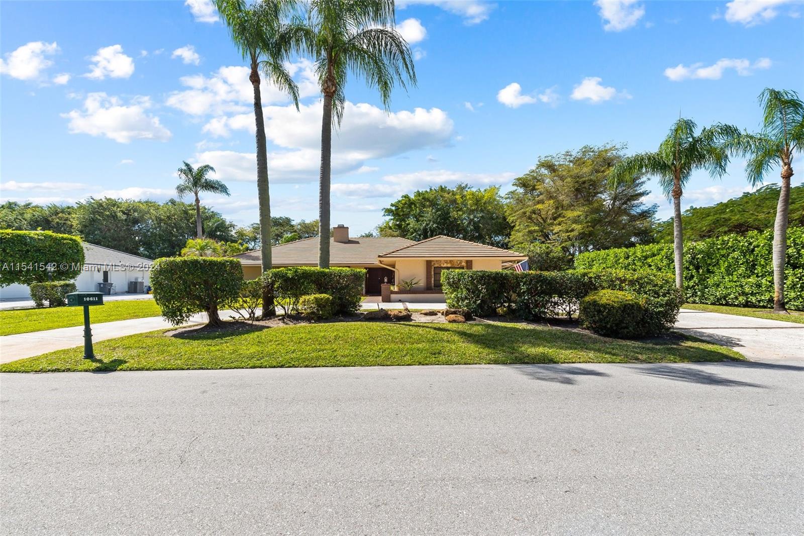 10611 Saint Andrews Rd, Boynton Beach, FL, 33436 United States, 3 Bedrooms Bedrooms, ,3 BathroomsBathrooms,Residential,For Sale,Saint Andrews Rd,A11541542