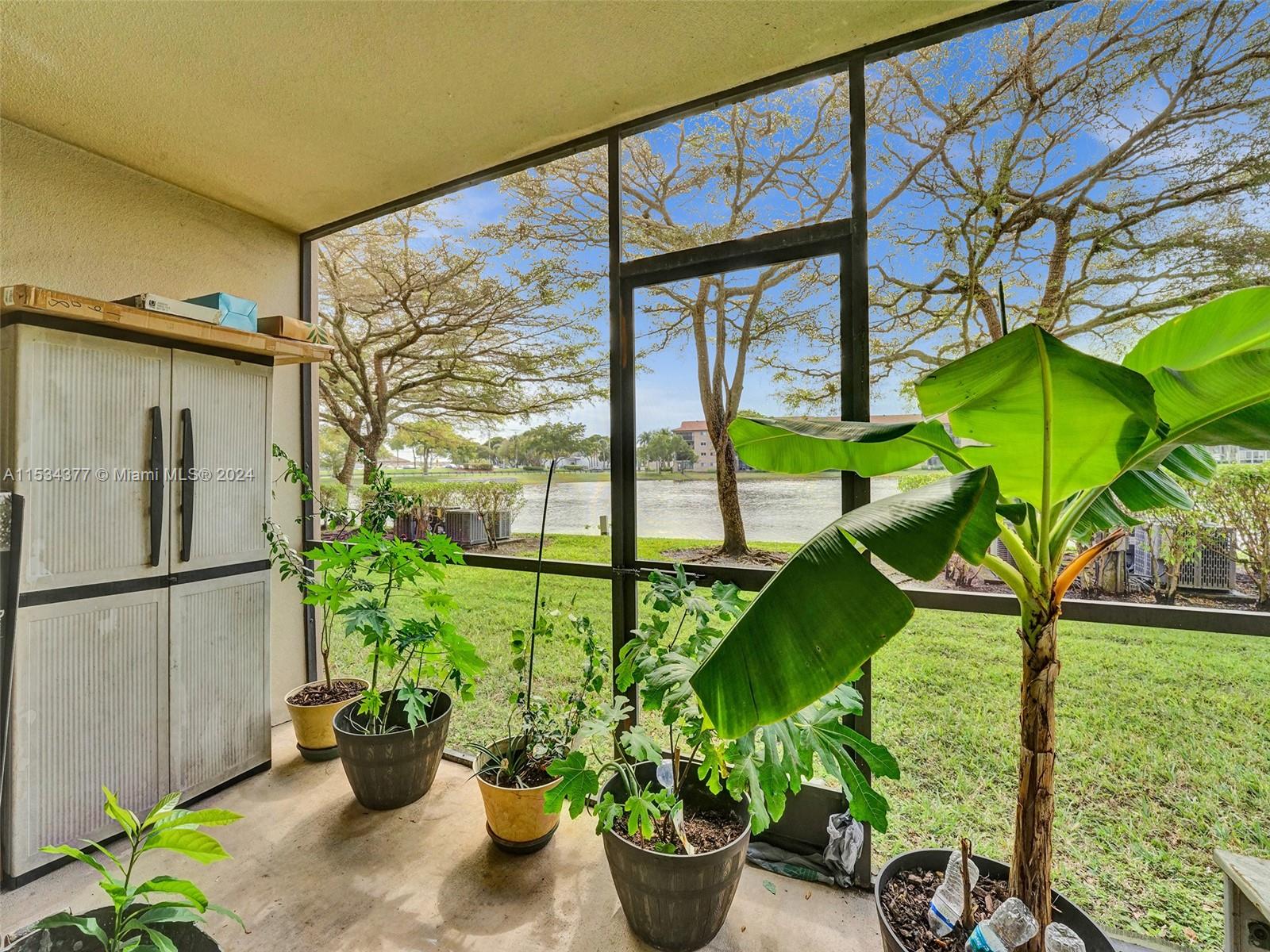 13700 11th St, Pembroke Pines, FL, 33027 United States, 1 Bedroom Bedrooms, ,1 BathroomBathrooms,Residential,For Sale,11th St,A11534377