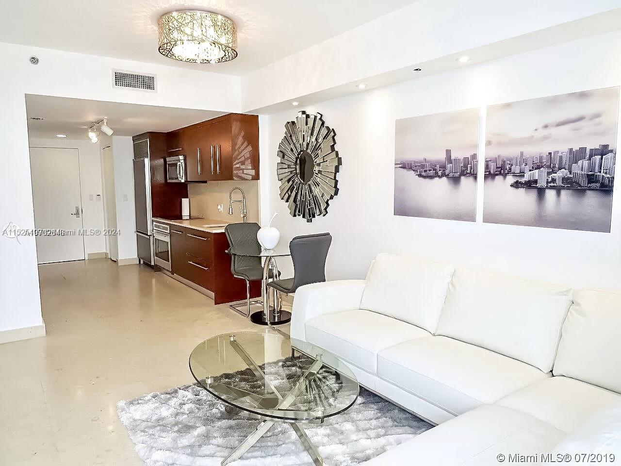 465 Brickell Ave 5704, Miami, Florida 33131, 1 Bedroom Bedrooms, ,1 BathroomBathrooms,Residential,For Sale,465 Brickell Ave 5704,A11525499