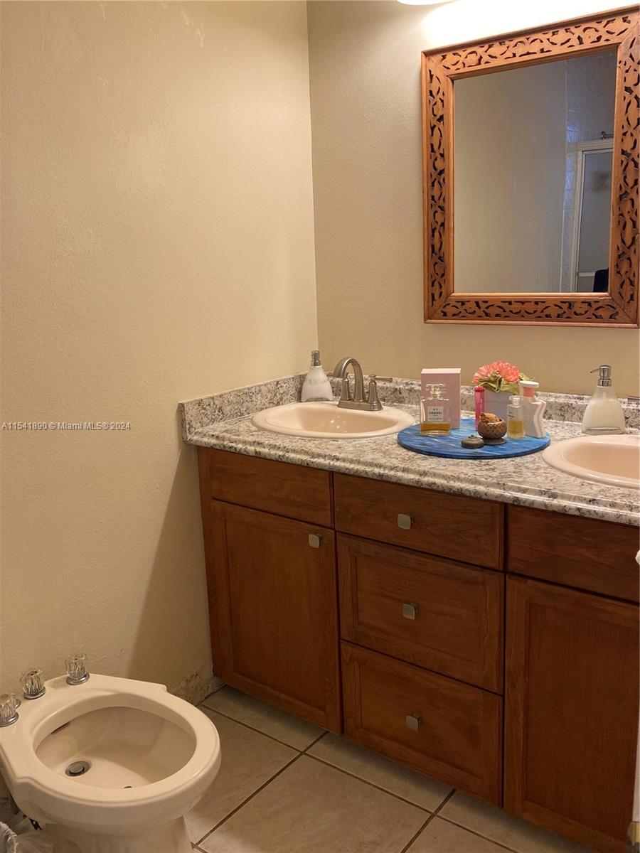 3983 SW 2nd St, Miami, Florida 33134, 3 Bedrooms Bedrooms, ,2 BathroomsBathrooms,Residential,For Sale,3983 SW 2nd St,A11541890