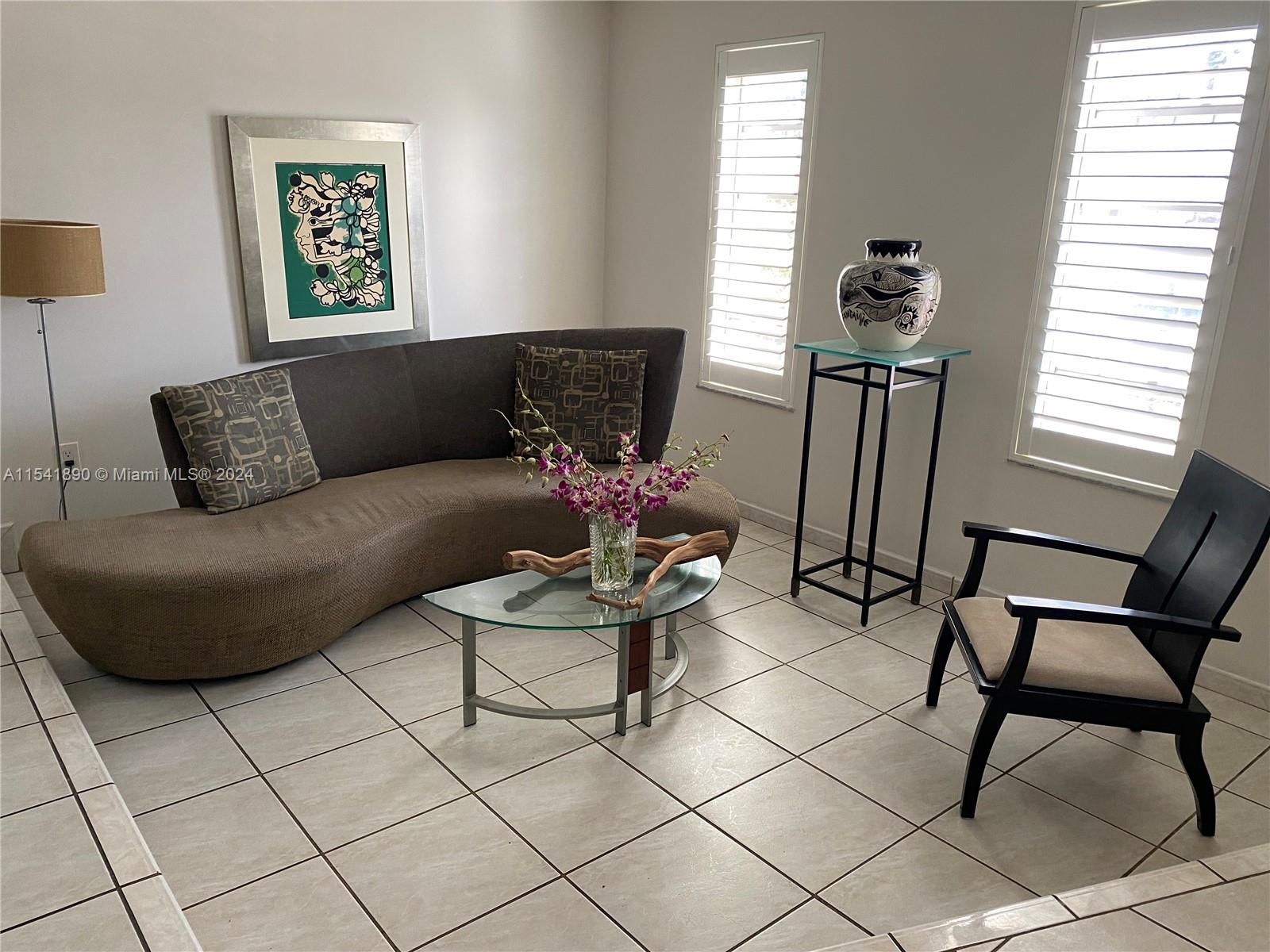 3983 SW 2nd St, Miami, Florida 33134, 3 Bedrooms Bedrooms, ,2 BathroomsBathrooms,Residential,For Sale,3983 SW 2nd St,A11541890