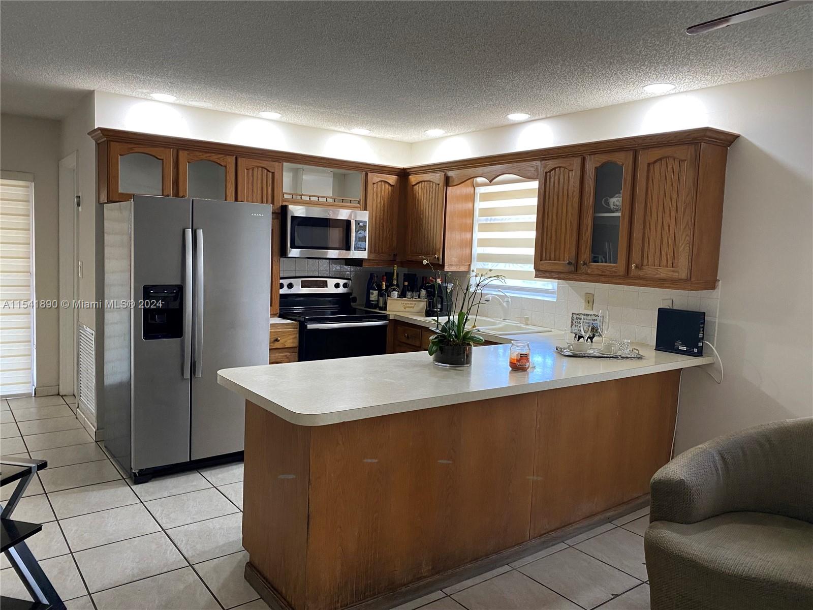 3983 SW 2nd St, Miami, Florida 33134, 3 Bedrooms Bedrooms, ,2 BathroomsBathrooms,Residential,For Sale,3983 SW 2nd St,A11541890