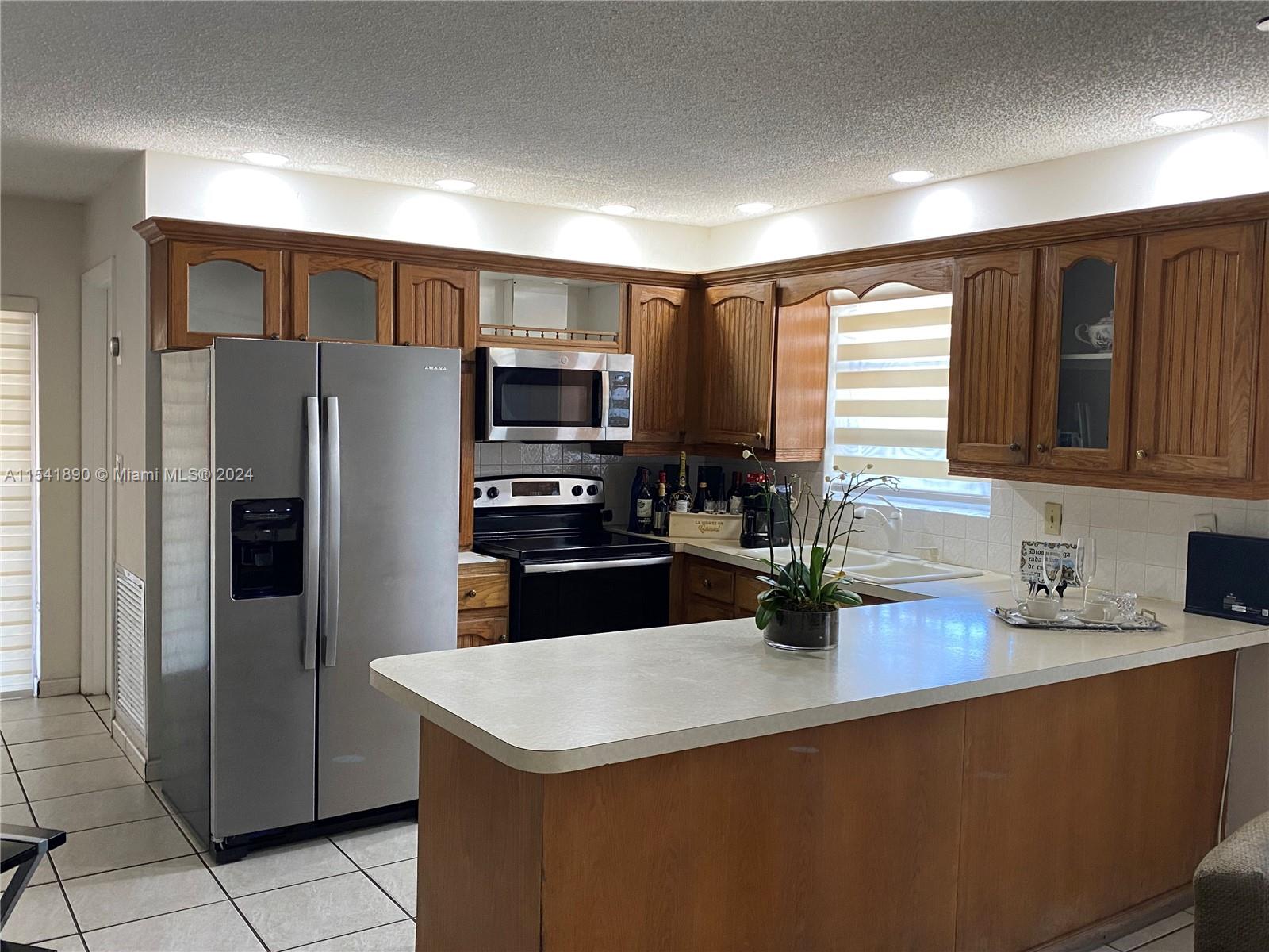 3983 SW 2nd St, Miami, Florida 33134, 3 Bedrooms Bedrooms, ,2 BathroomsBathrooms,Residential,For Sale,3983 SW 2nd St,A11541890