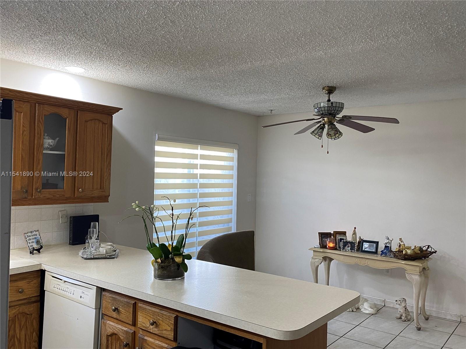 3983 SW 2nd St, Miami, Florida 33134, 3 Bedrooms Bedrooms, ,2 BathroomsBathrooms,Residential,For Sale,3983 SW 2nd St,A11541890