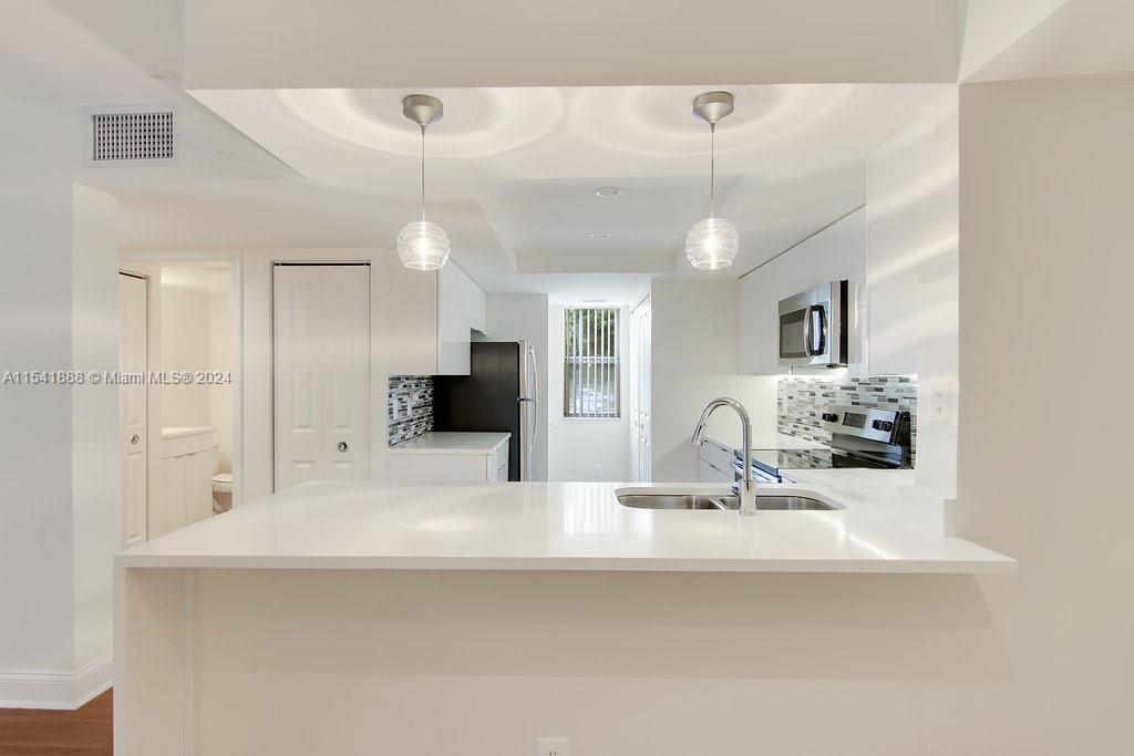 3605 NE 207th St 3203, Aventura, Florida 33180, 2 Bedrooms Bedrooms, ,2 BathroomsBathrooms,Residentiallease,For Rent,3605 NE 207th St 3203,A11541888