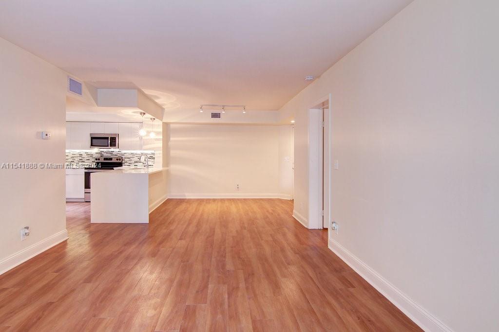 3605 NE 207th St 3203, Aventura, Florida 33180, 2 Bedrooms Bedrooms, ,2 BathroomsBathrooms,Residentiallease,For Rent,3605 NE 207th St 3203,A11541888