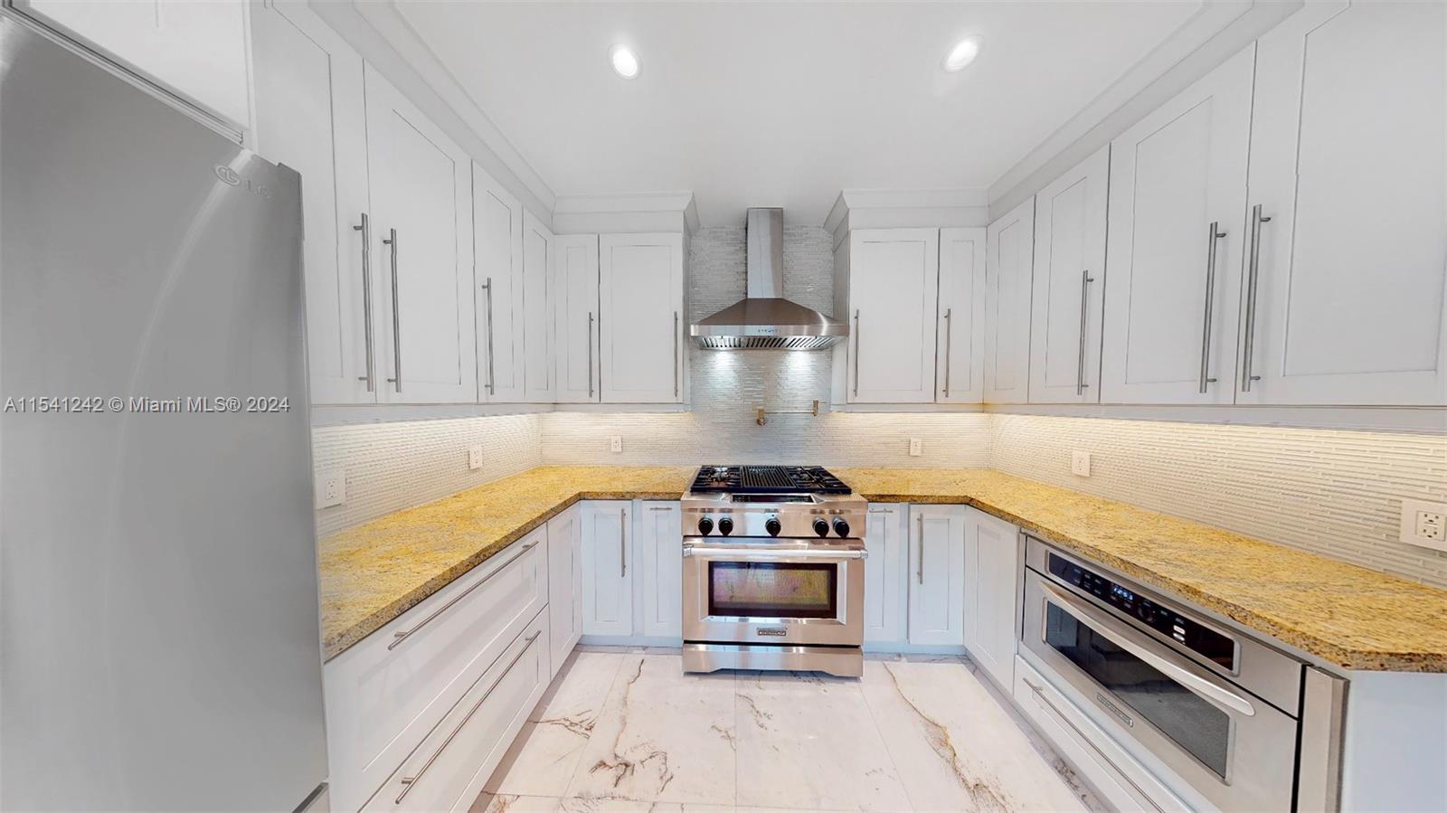 650 Shore Dr, Miami Beach, FL, 33141 United States, 4 Bedrooms Bedrooms, ,3 BathroomsBathrooms,Residential,For Sale,Shore Dr,A11541242