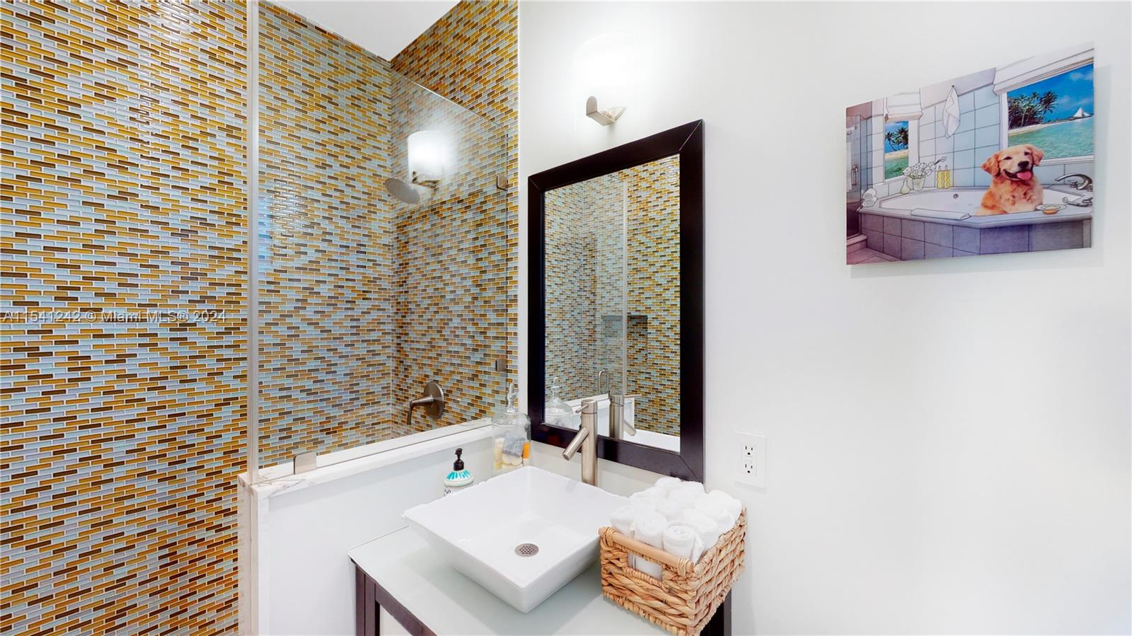 650 Shore Dr, Miami Beach, FL, 33141 United States, 4 Bedrooms Bedrooms, ,3 BathroomsBathrooms,Residential,For Sale,Shore Dr,A11541242