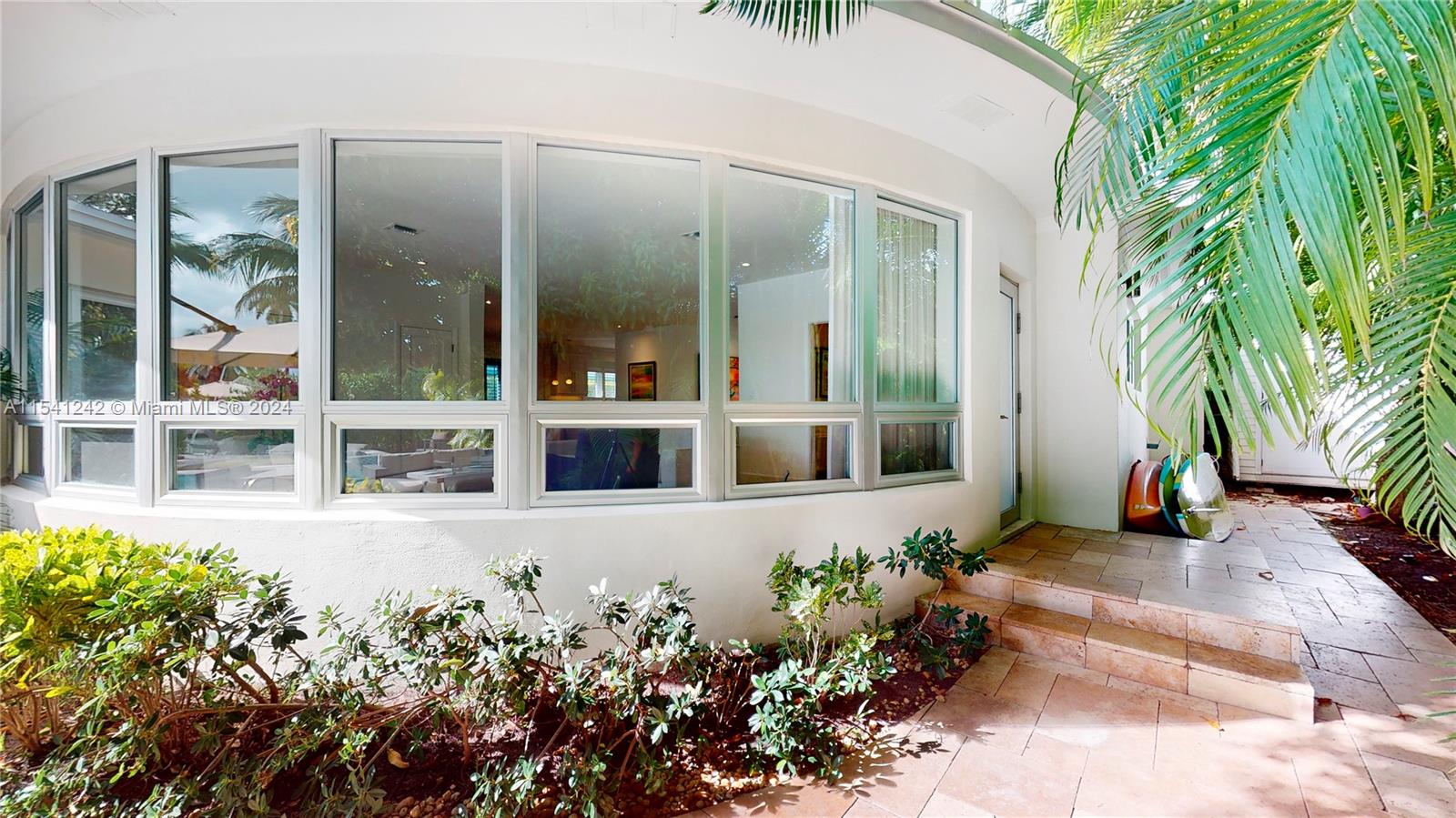650 Shore Dr, Miami Beach, FL, 33141 United States, 4 Bedrooms Bedrooms, ,3 BathroomsBathrooms,Residential,For Sale,Shore Dr,A11541242