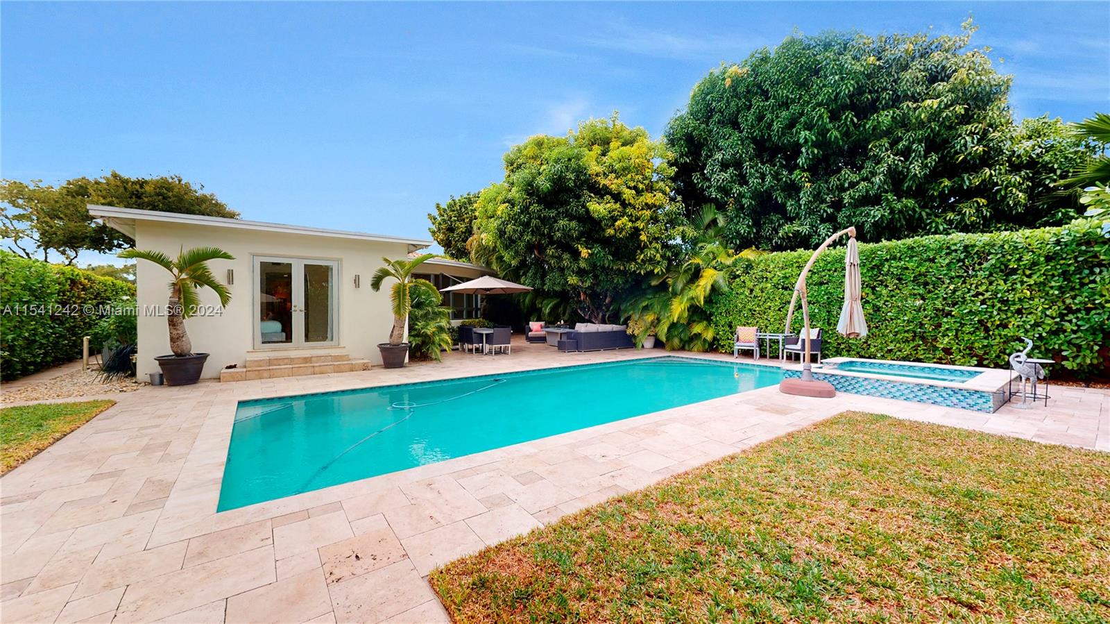 650 Shore Dr, Miami Beach, FL, 33141 United States, 4 Bedrooms Bedrooms, ,3 BathroomsBathrooms,Residential,For Sale,Shore Dr,A11541242