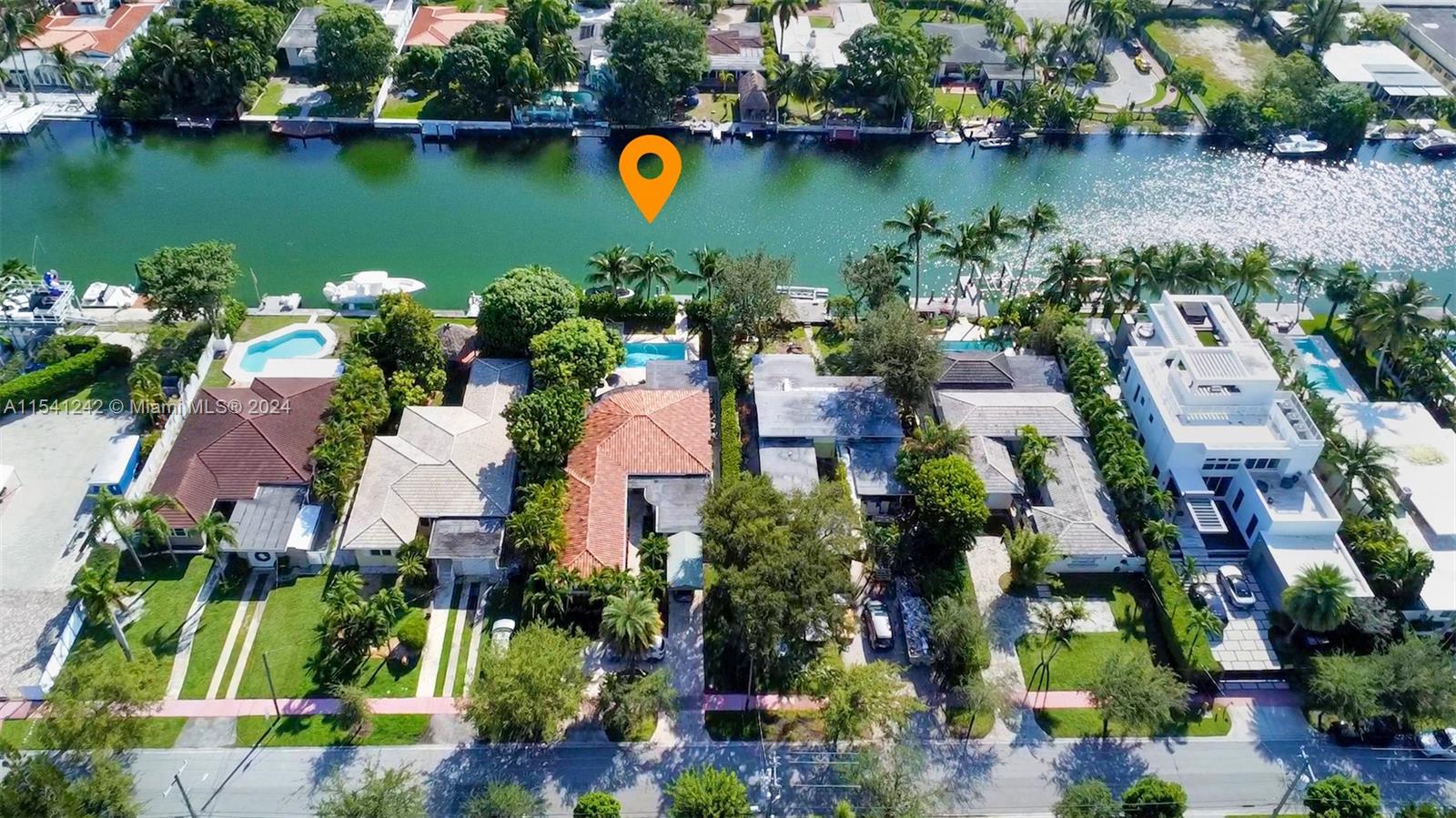 650 Shore Dr, Miami Beach, FL, 33141 United States, 4 Bedrooms Bedrooms, ,3 BathroomsBathrooms,Residential,For Sale,Shore Dr,A11541242