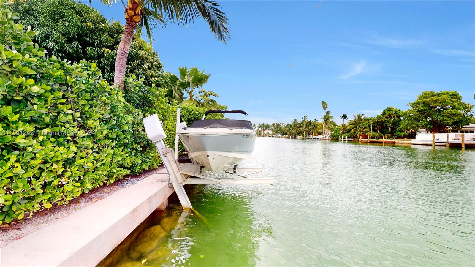 650 Shore Dr, Miami Beach, FL, 33141 United States, 4 Bedrooms Bedrooms, ,3 BathroomsBathrooms,Residential,For Sale,Shore Dr,A11541242