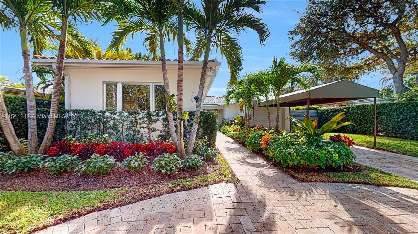 650 Shore Dr, Miami Beach, FL, 33141 United States, 4 Bedrooms Bedrooms, ,3 BathroomsBathrooms,Residential,For Sale,Shore Dr,A11541242