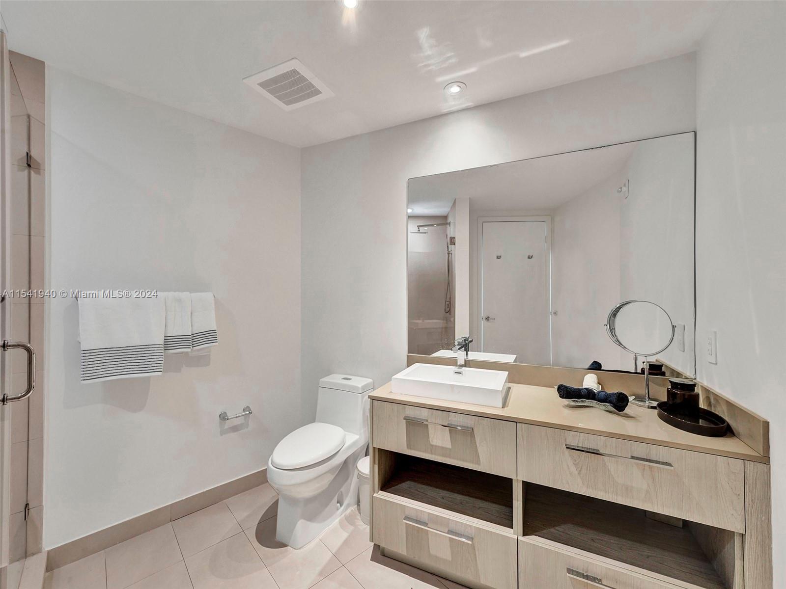 4111 S Ocean Dr 2806, Hollywood, Florida 33019, 2 Bedrooms Bedrooms, ,2 BathroomsBathrooms,Residential,For Sale,4111 S Ocean Dr 2806,A11541940