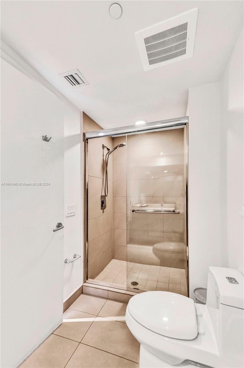 4111 S Ocean Dr 2806, Hollywood, Florida 33019, 2 Bedrooms Bedrooms, ,2 BathroomsBathrooms,Residential,For Sale,4111 S Ocean Dr 2806,A11541940