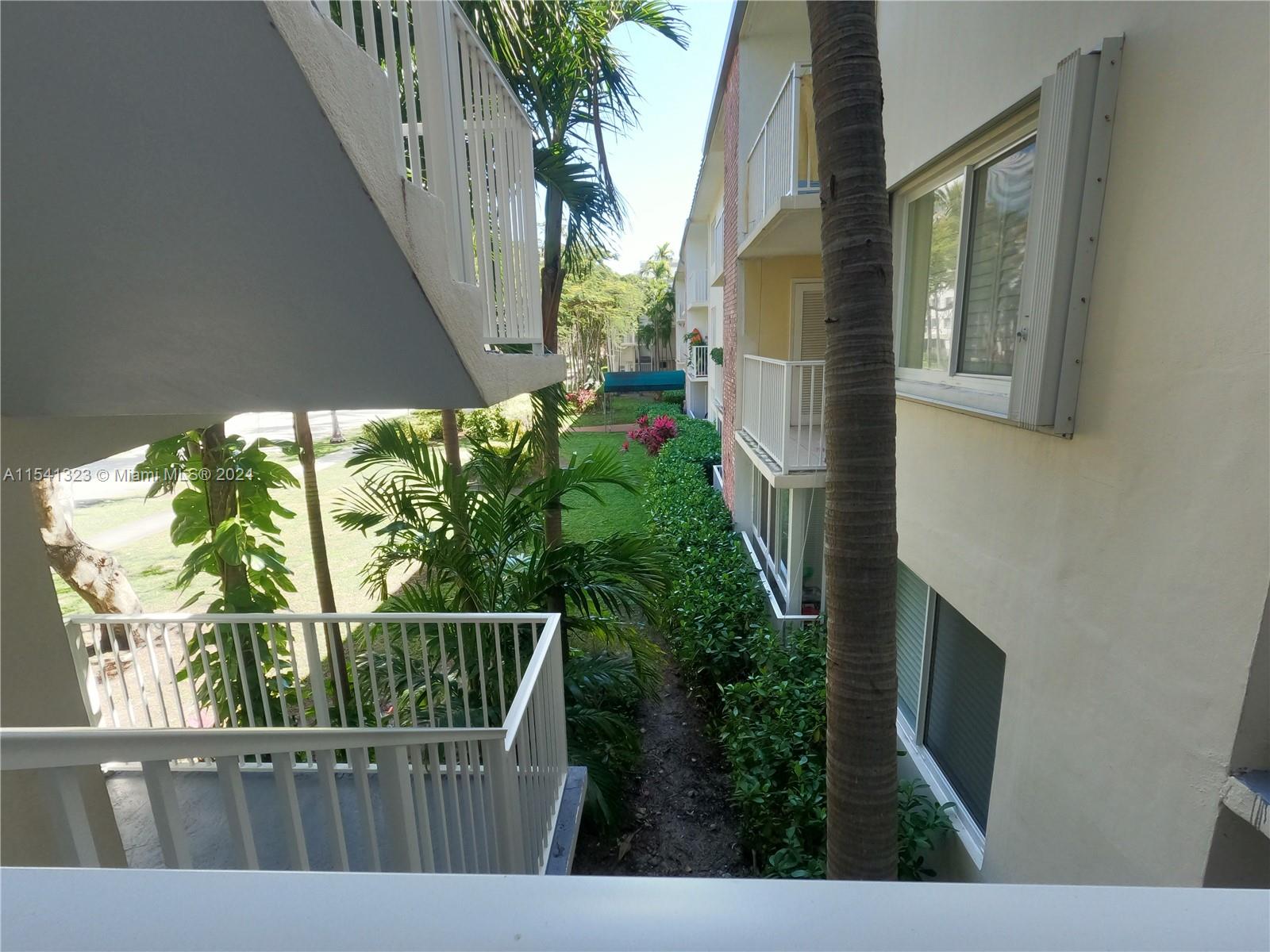 240 Galen Dr 216, Key Biscayne, Florida 33149, 1 Bedroom Bedrooms, ,1 BathroomBathrooms,Residential,For Sale,240 Galen Dr 216,A11541323