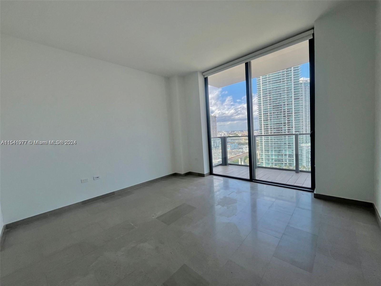 88 SW 7th St 1511, Miami, Florida 33130, 2 Bedrooms Bedrooms, ,2 BathroomsBathrooms,Residentiallease,For Rent,88 SW 7th St 1511,A11541977