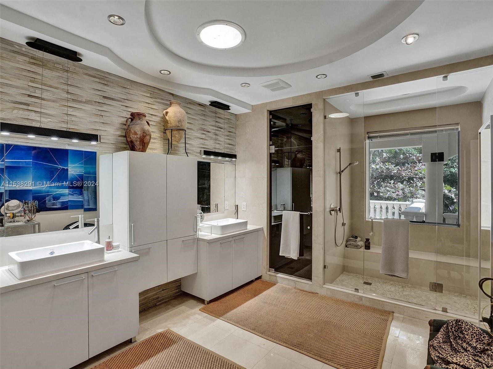 333 Golden Beach Dr, Golden Beach, FL, 33160 United States, 5 Bedrooms Bedrooms, ,5 BathroomsBathrooms,Residential,For Sale,Golden Beach Dr,A11538291