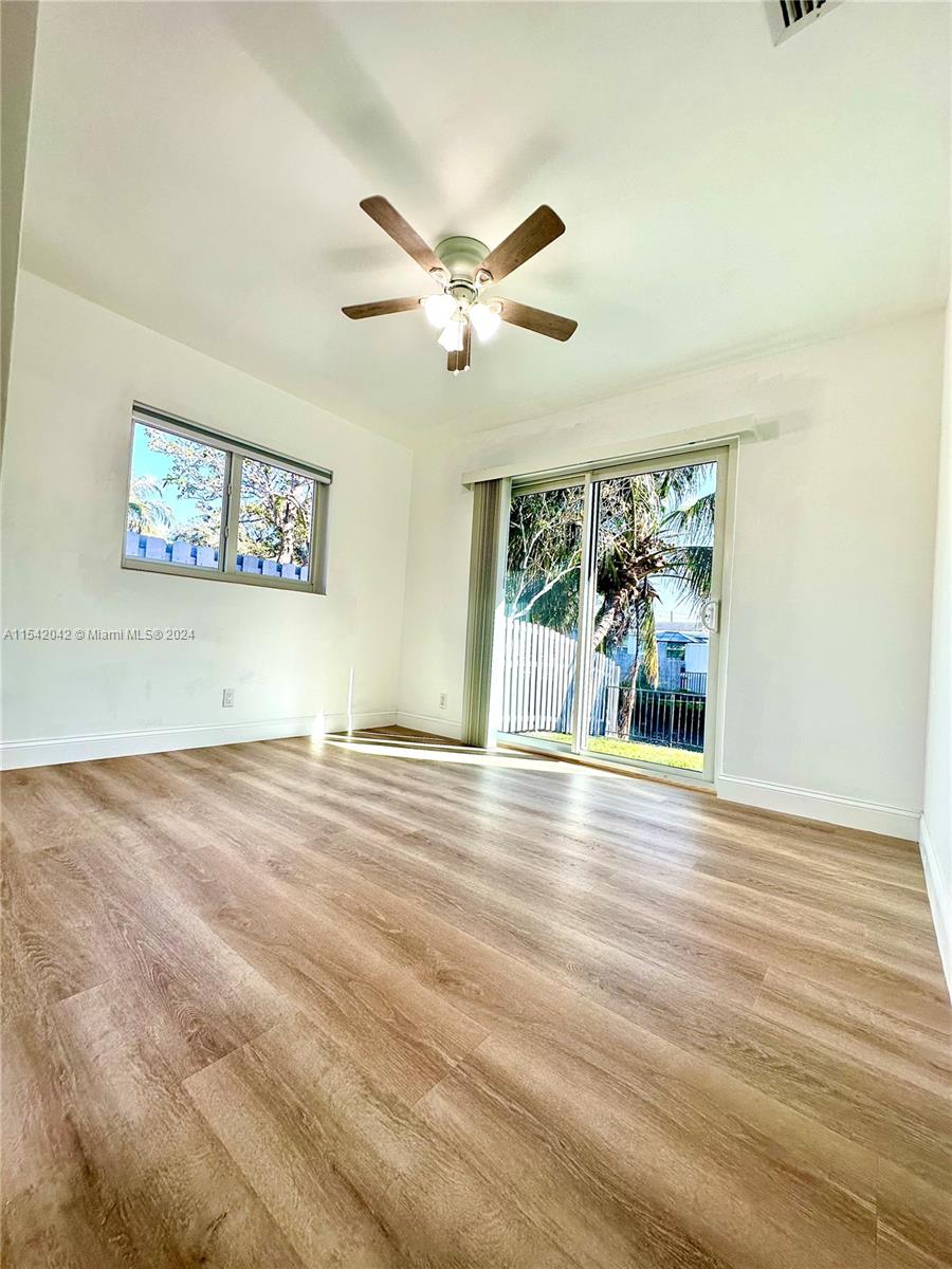 3042 Hayes St, Hollywood, Florida 33021, 3 Bedrooms Bedrooms, ,2 BathroomsBathrooms,Residentiallease,For Rent,3042 Hayes St,A11542042