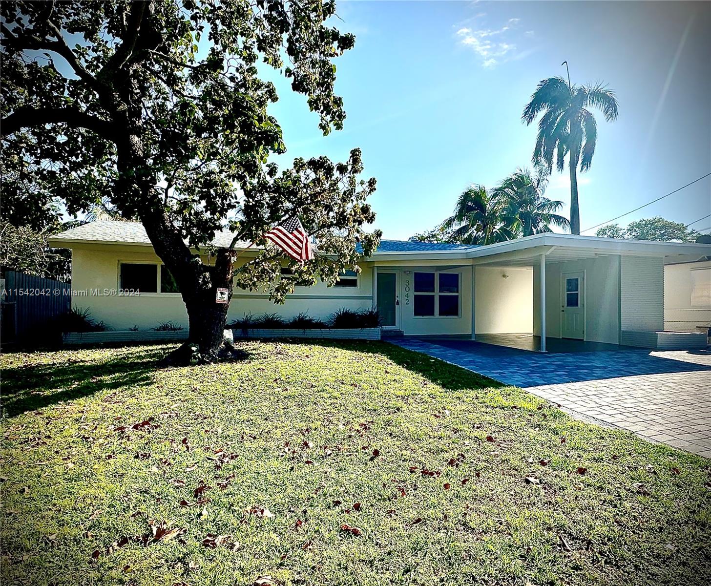 3042 Hayes St, Hollywood, Florida 33021, 3 Bedrooms Bedrooms, ,2 BathroomsBathrooms,Residentiallease,For Rent,3042 Hayes St,A11542042