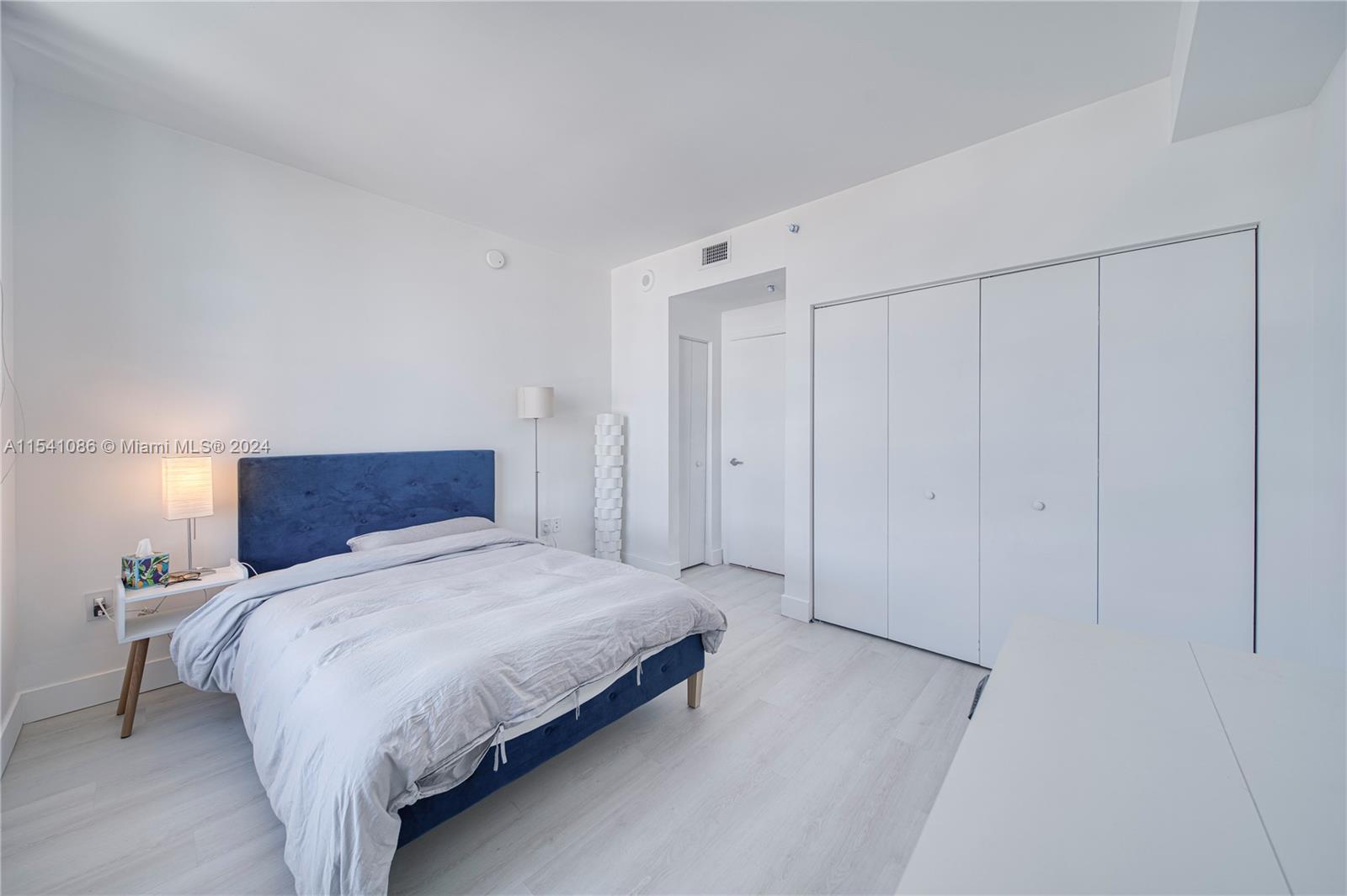 90 SW 3rd St 3607, Miami, Florida 33130, 2 Bedrooms Bedrooms, ,2 BathroomsBathrooms,Residential,For Sale,90 SW 3rd St 3607,A11541086