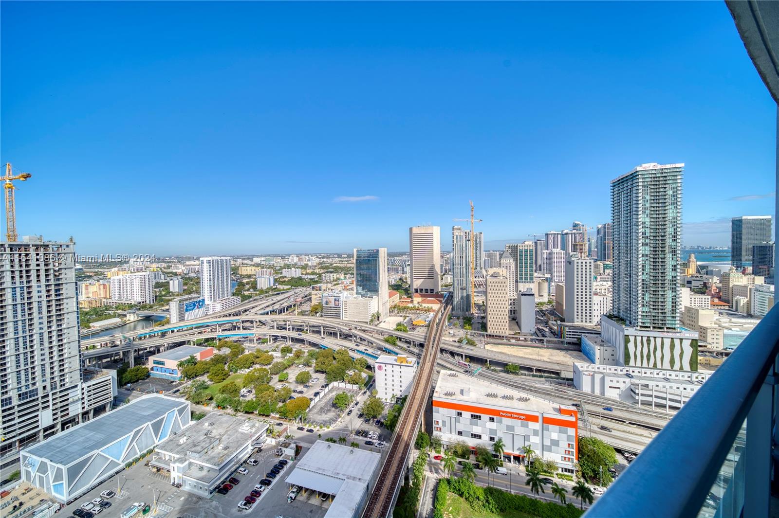 90 SW 3rd St 3607, Miami, Florida 33130, 2 Bedrooms Bedrooms, ,2 BathroomsBathrooms,Residential,For Sale,90 SW 3rd St 3607,A11541086
