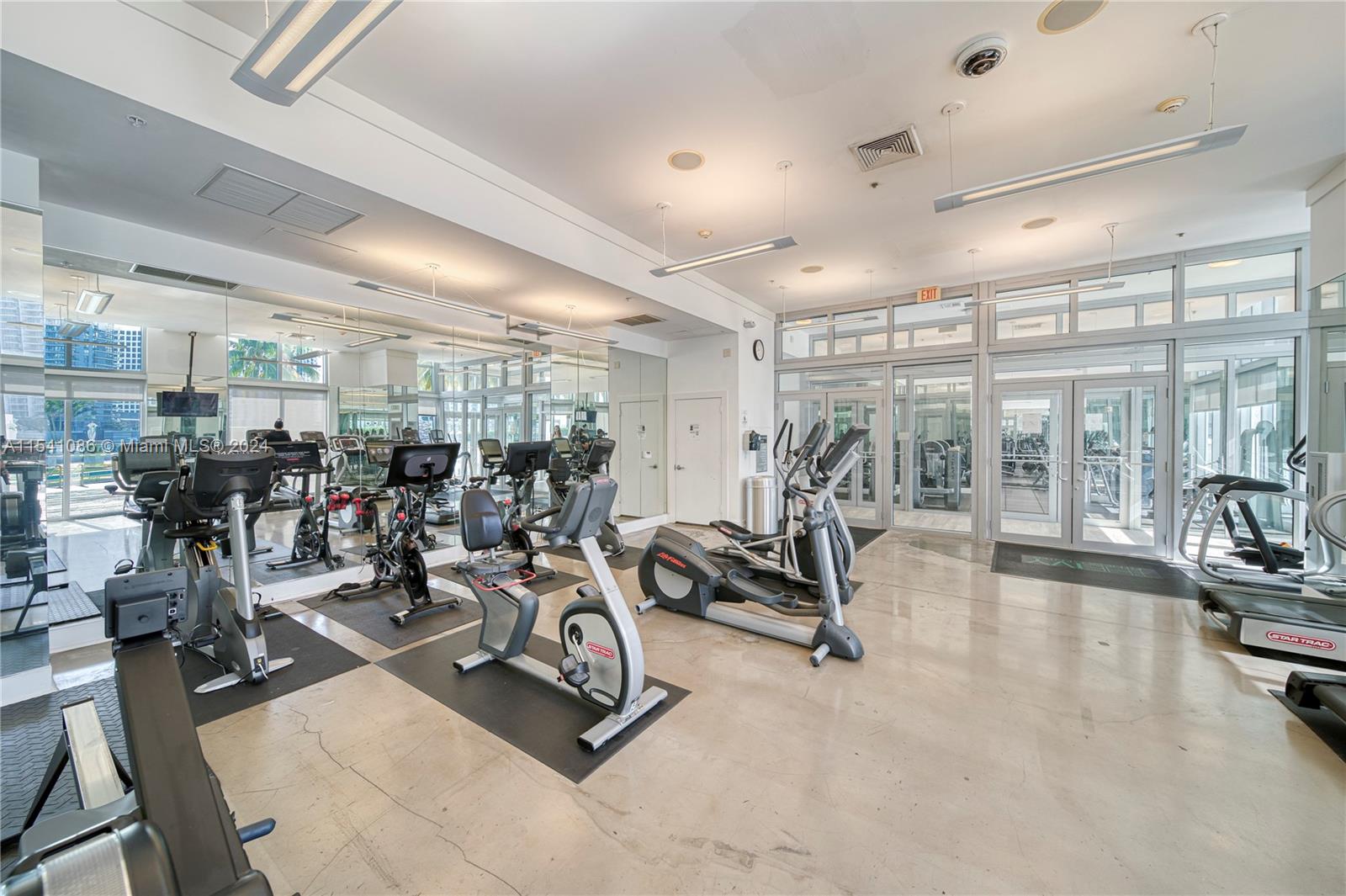 90 SW 3rd St 3607, Miami, Florida 33130, 2 Bedrooms Bedrooms, ,2 BathroomsBathrooms,Residential,For Sale,90 SW 3rd St 3607,A11541086