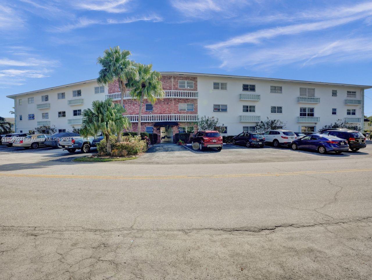 600 Pine Dr 111, Pompano Beach, Florida 33060, 2 Bedrooms Bedrooms, ,2 BathroomsBathrooms,Residential,For Sale,600 Pine Dr 111,A11540241