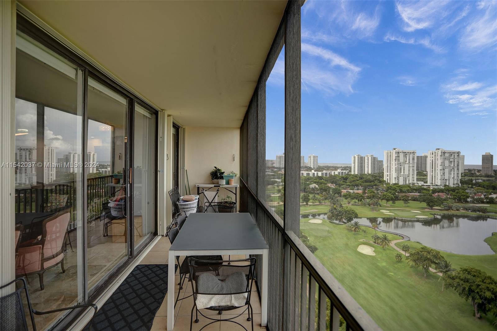 20335 W Country Club Dr 2005, Aventura, Florida 33180, 3 Bedrooms Bedrooms, ,2 BathroomsBathrooms,Residential,For Sale,20335 W Country Club Dr 2005,A11542037