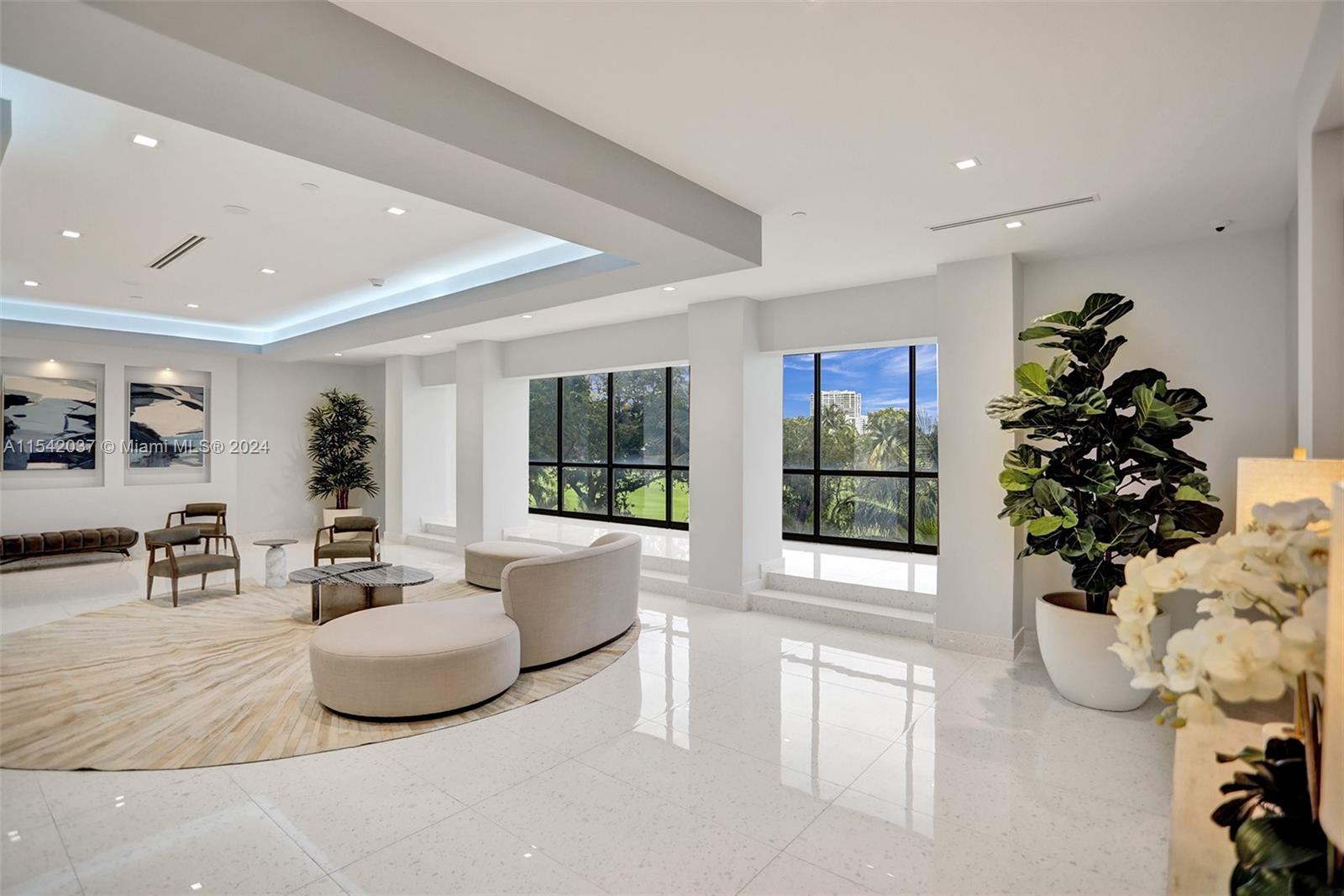 20335 W Country Club Dr 2005, Aventura, Florida 33180, 3 Bedrooms Bedrooms, ,2 BathroomsBathrooms,Residential,For Sale,20335 W Country Club Dr 2005,A11542037