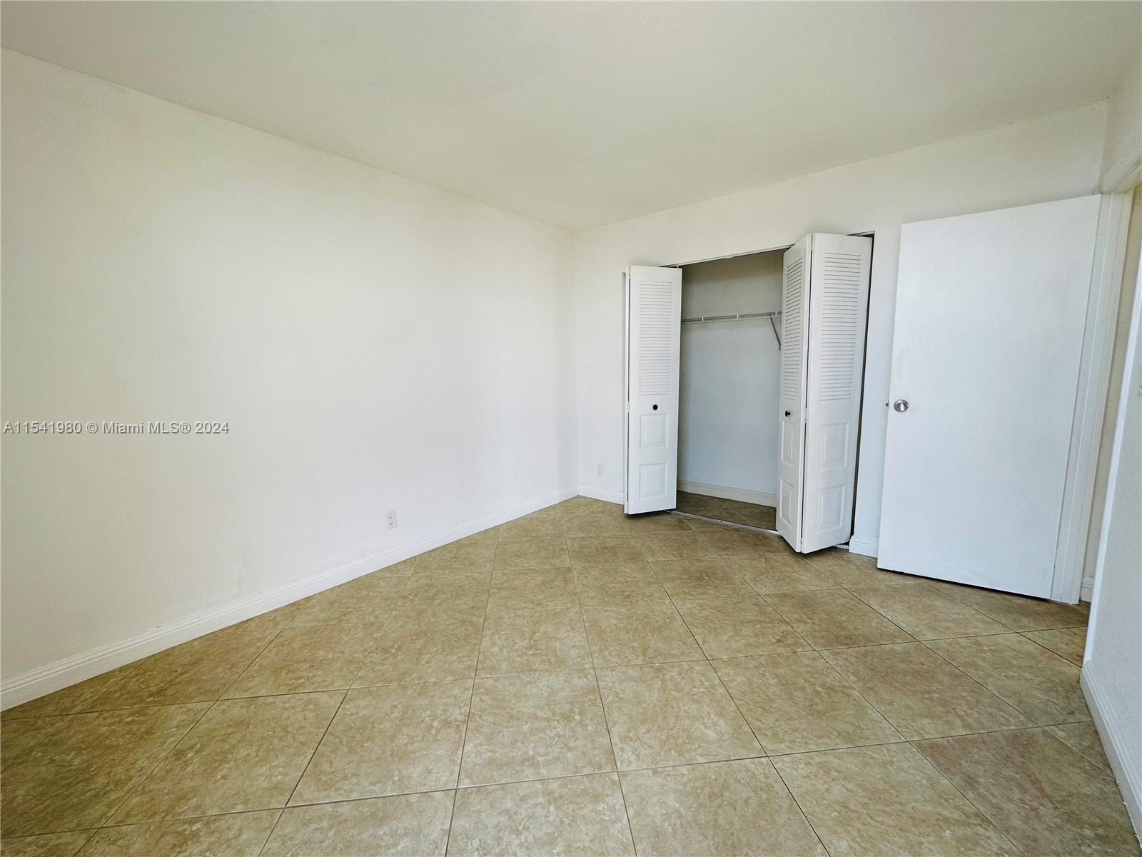 20301 W Country Club Dr 729, Aventura, Florida 33180, 2 Bedrooms Bedrooms, ,2 BathroomsBathrooms,Residential,For Sale,20301 W Country Club Dr 729,A11541980