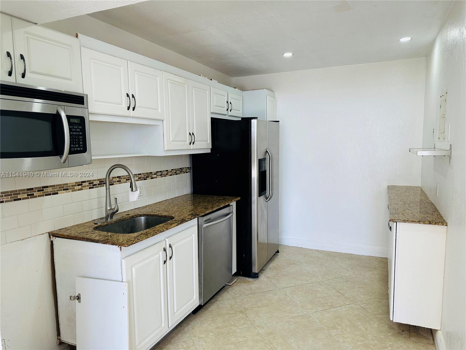 20301 W Country Club Dr 729, Aventura, Florida 33180, 2 Bedrooms Bedrooms, ,2 BathroomsBathrooms,Residential,For Sale,20301 W Country Club Dr 729,A11541980