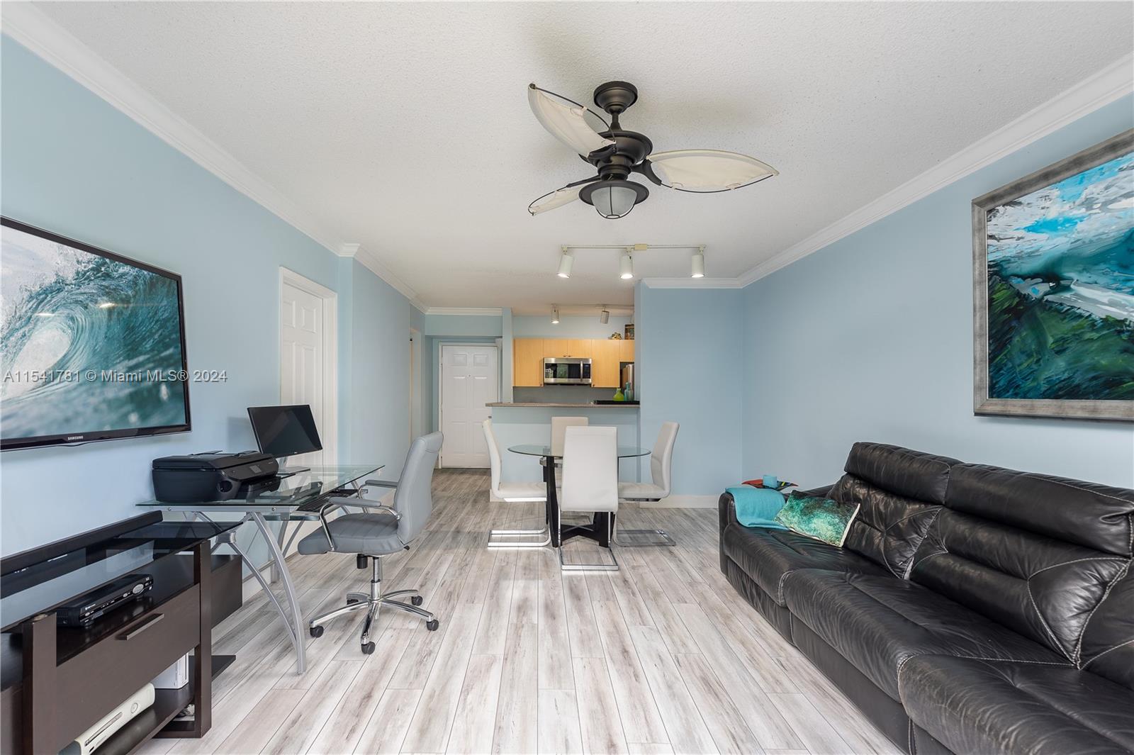 1919 Van Buren St 313A, Hollywood, Florida 33020, 1 Bedroom Bedrooms, ,1 BathroomBathrooms,Residential,For Sale,1919 Van Buren St 313A,A11541781