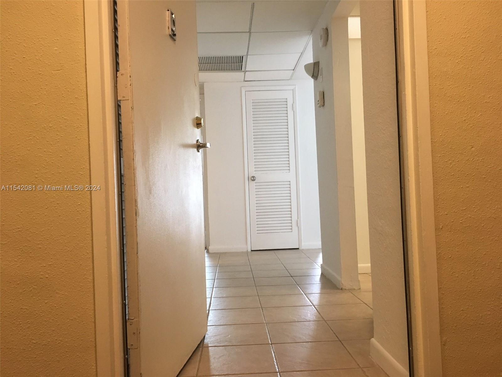 19380 Collins Ave, Sunny Isles Beach, FL, 33160 United States, 1 Bedroom Bedrooms, ,1 BathroomBathrooms,Residential,For Sale,Collins Ave,A11542081