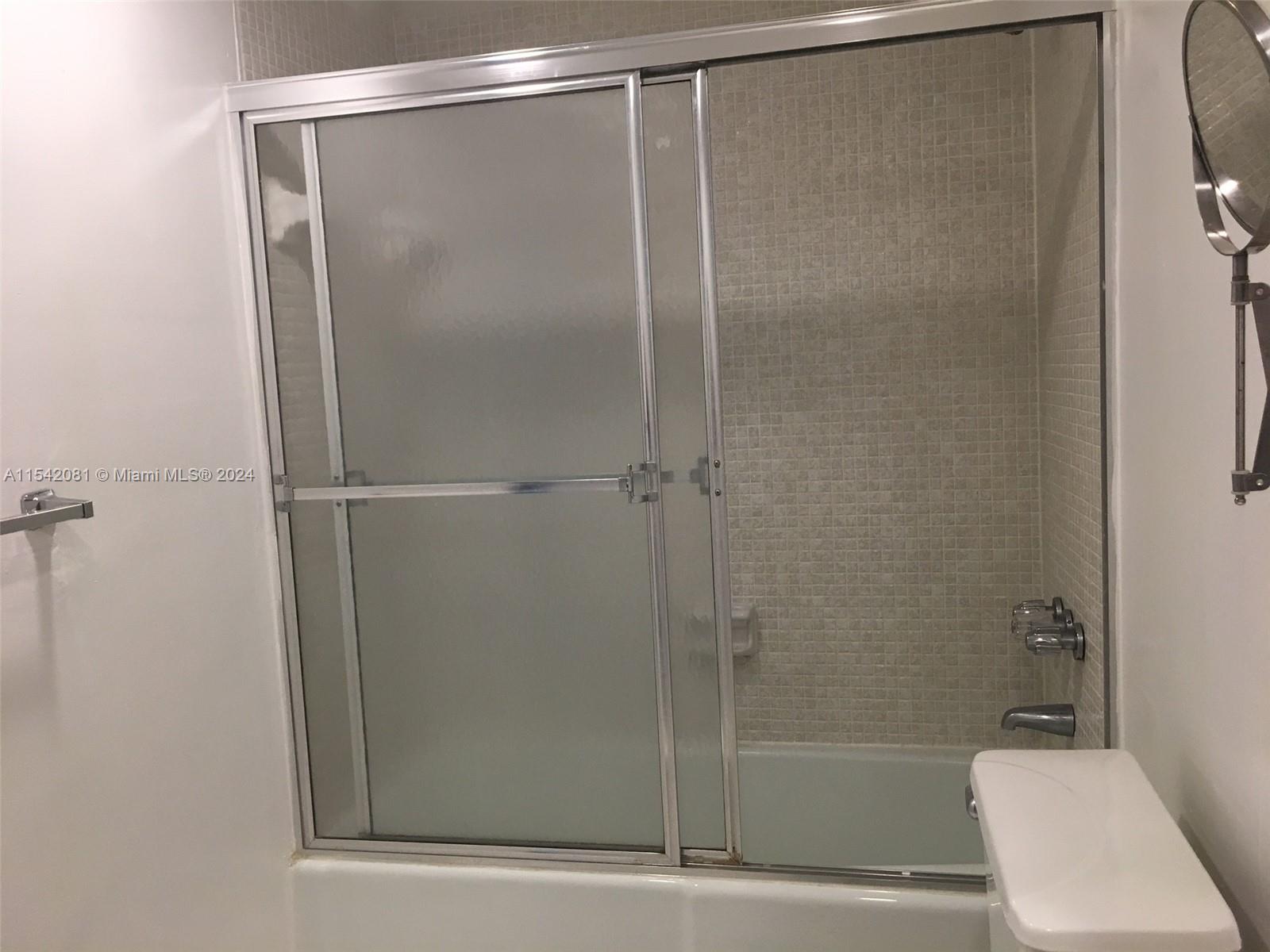 19380 Collins Ave, Sunny Isles Beach, FL, 33160 United States, 1 Bedroom Bedrooms, ,1 BathroomBathrooms,Residential,For Sale,Collins Ave,A11542081