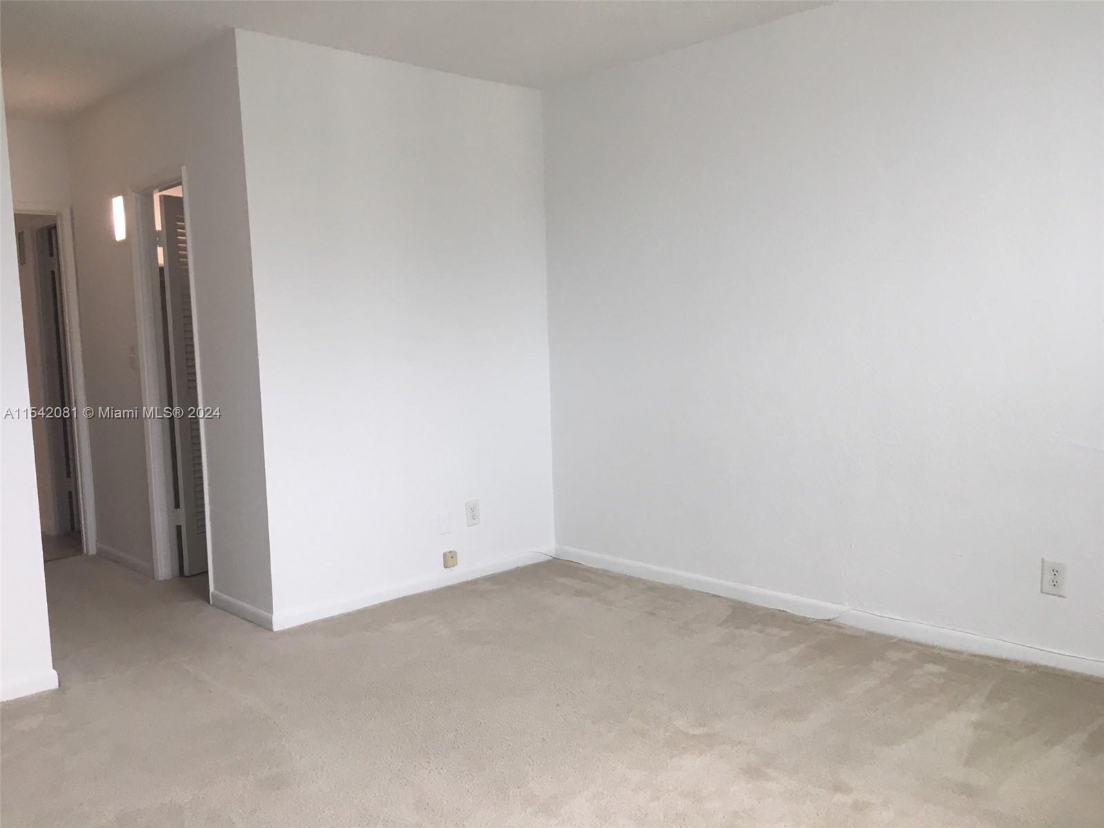 19380 Collins Ave, Sunny Isles Beach, FL, 33160 United States, 1 Bedroom Bedrooms, ,1 BathroomBathrooms,Residential,For Sale,Collins Ave,A11542081