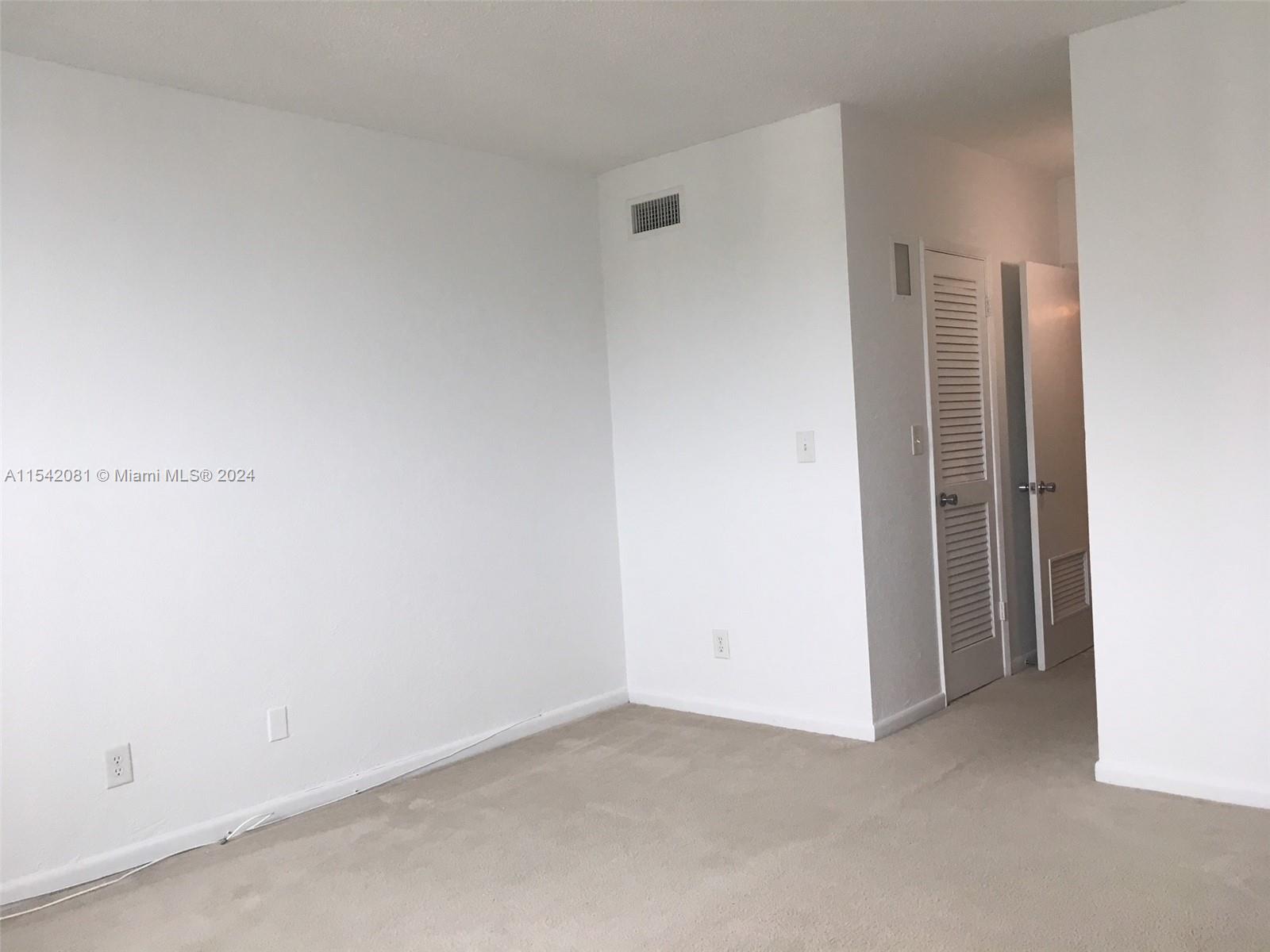 19380 Collins Ave, Sunny Isles Beach, FL, 33160 United States, 1 Bedroom Bedrooms, ,1 BathroomBathrooms,Residential,For Sale,Collins Ave,A11542081