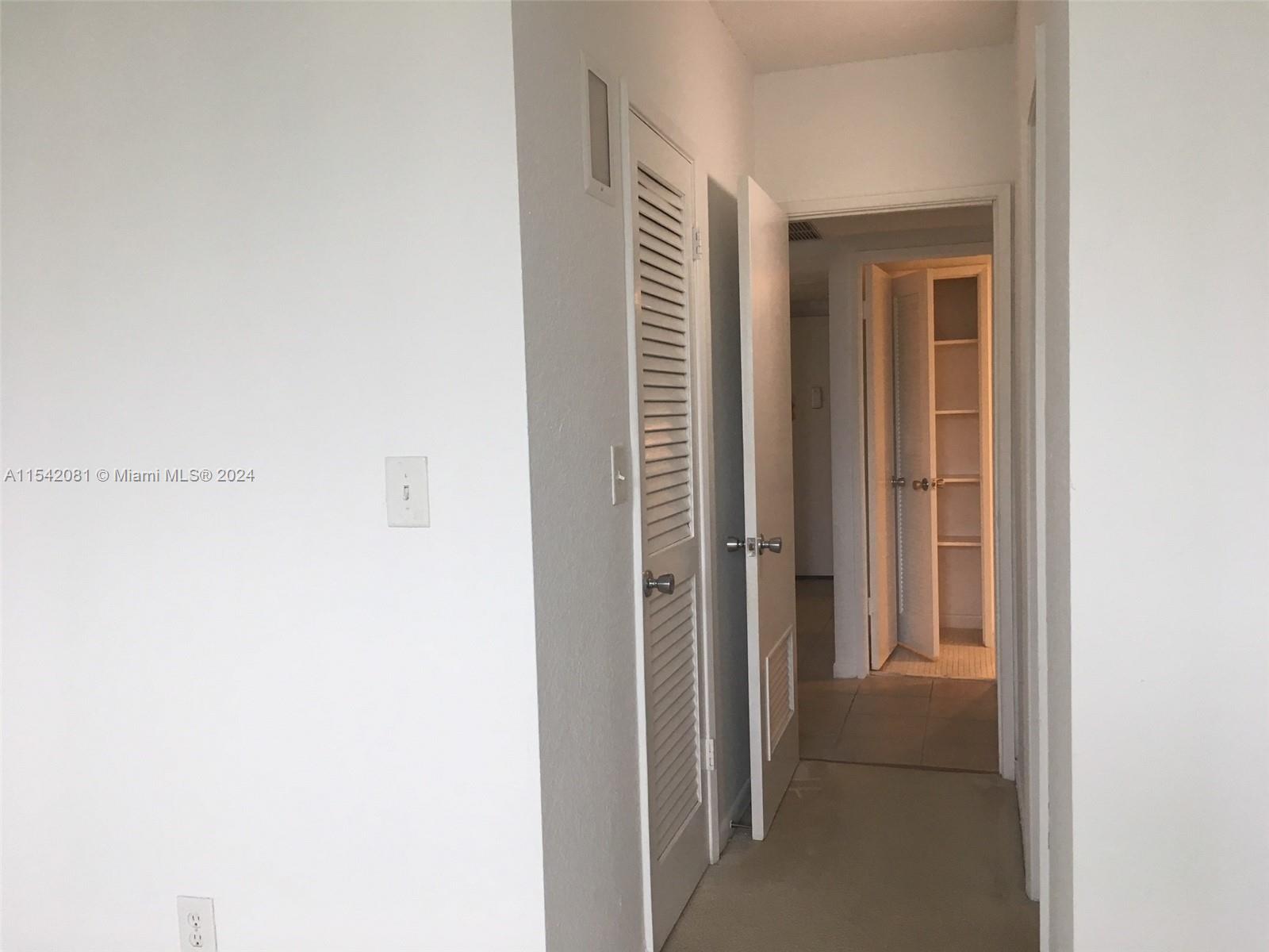 19380 Collins Ave, Sunny Isles Beach, FL, 33160 United States, 1 Bedroom Bedrooms, ,1 BathroomBathrooms,Residential,For Sale,Collins Ave,A11542081