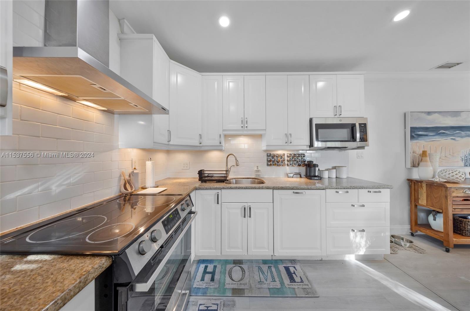 1585 SW 13th Ave, Miami, Florida 33145, 3 Bedrooms Bedrooms, ,2 BathroomsBathrooms,Residential,For Sale,1585 SW 13th Ave,A11537556