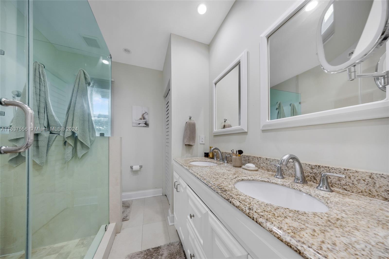 1585 SW 13th Ave, Miami, Florida 33145, 3 Bedrooms Bedrooms, ,2 BathroomsBathrooms,Residential,For Sale,1585 SW 13th Ave,A11537556