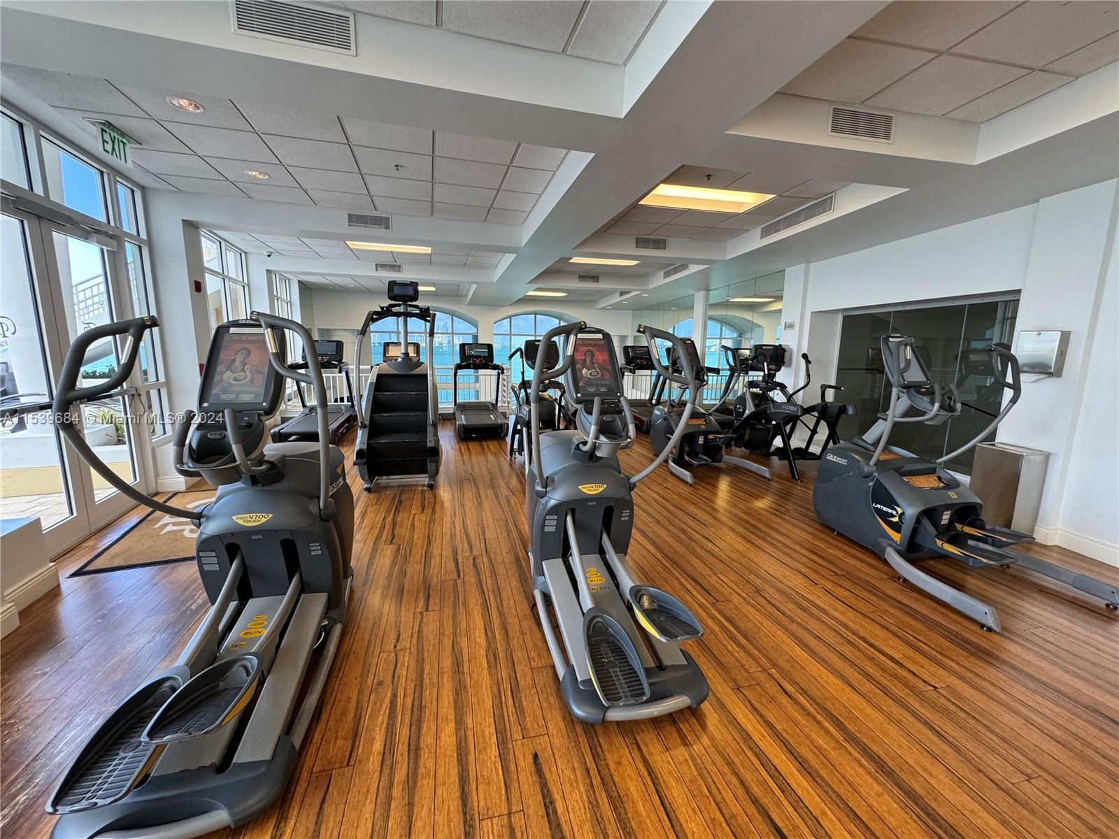 808 Brickell Key Dr 607, Miami, Florida 33131, 1 Bedroom Bedrooms, ,1 BathroomBathrooms,Residential,For Sale,808 Brickell Key Dr 607,A11539684