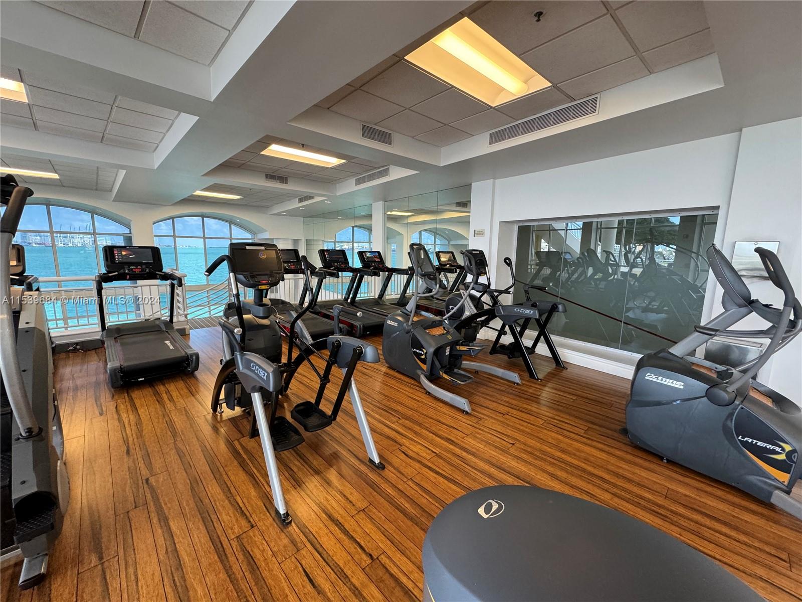 808 Brickell Key Dr 607, Miami, Florida 33131, 1 Bedroom Bedrooms, ,1 BathroomBathrooms,Residential,For Sale,808 Brickell Key Dr 607,A11539684