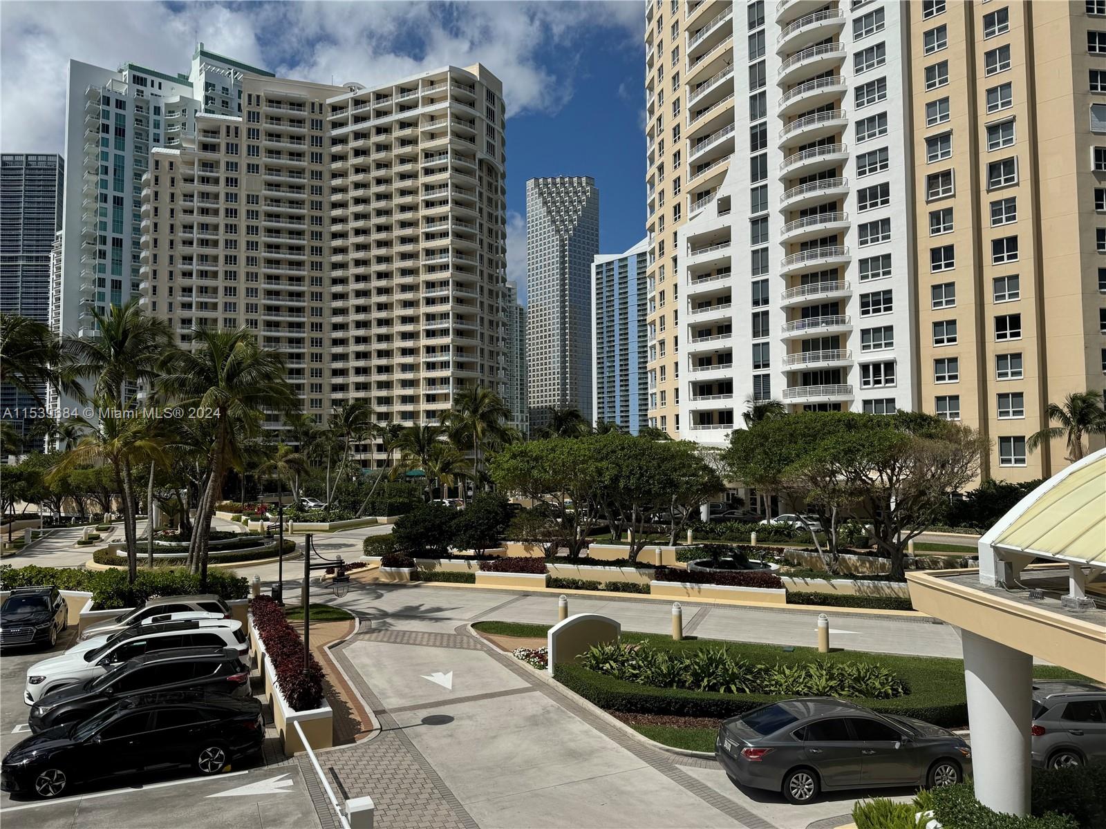 808 Brickell Key Dr 607, Miami, Florida 33131, 1 Bedroom Bedrooms, ,1 BathroomBathrooms,Residential,For Sale,808 Brickell Key Dr 607,A11539684