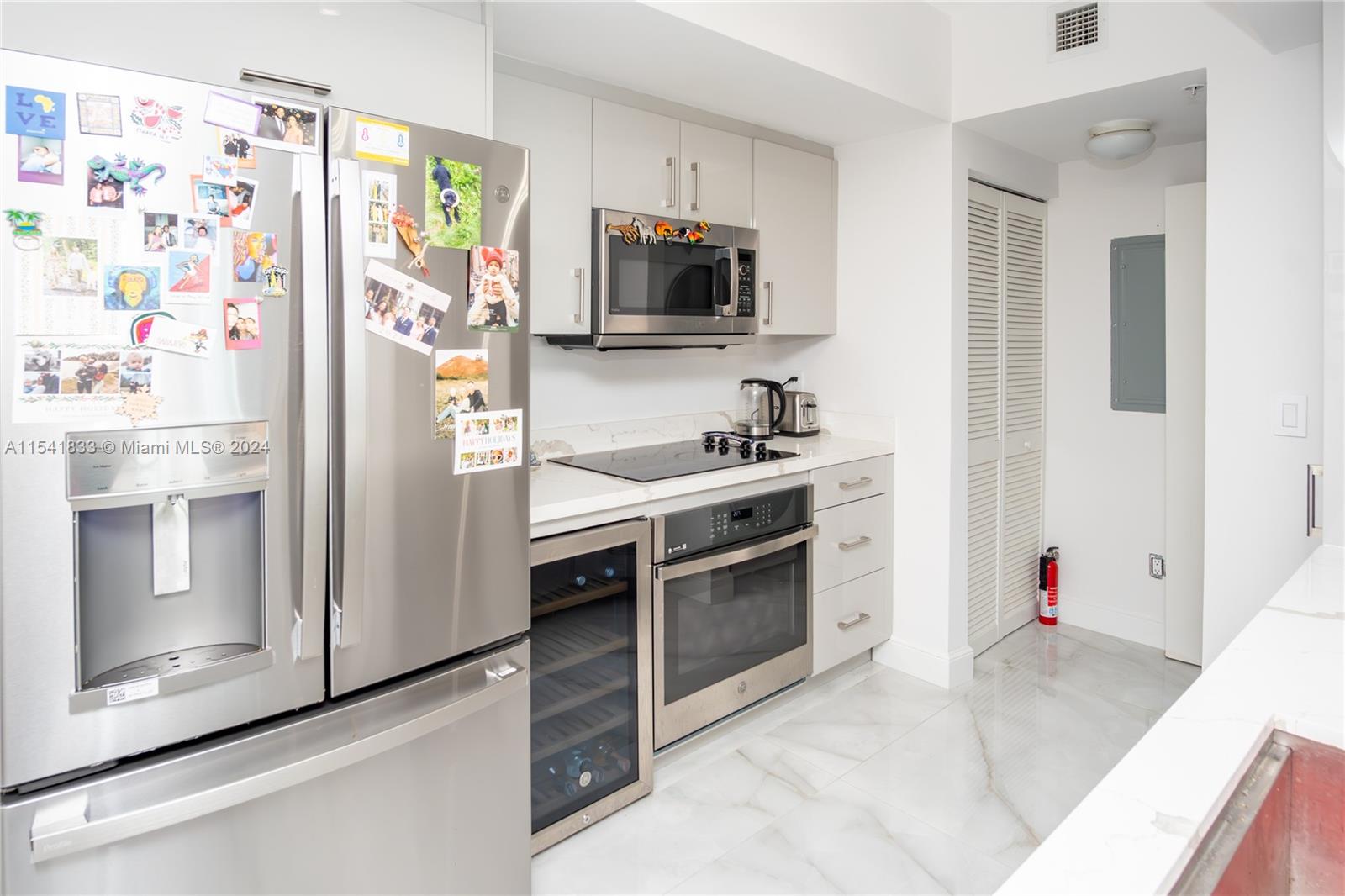 325 S Biscayne Blvd 3421, Miami, Florida 33131, 2 Bedrooms Bedrooms, ,2 BathroomsBathrooms,Residentiallease,For Rent,325 S Biscayne Blvd 3421,A11541833