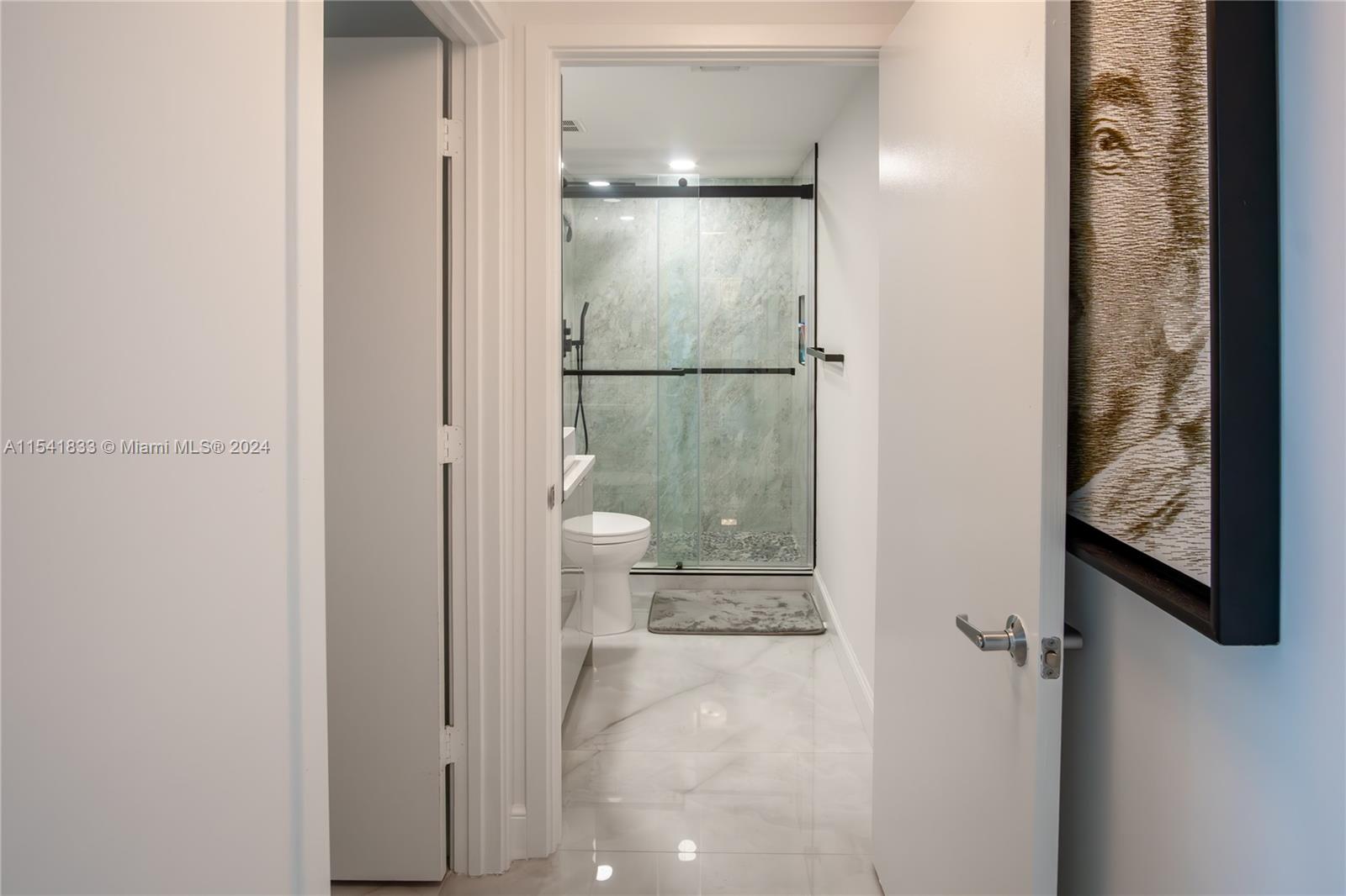 325 S Biscayne Blvd 3421, Miami, Florida 33131, 2 Bedrooms Bedrooms, ,2 BathroomsBathrooms,Residentiallease,For Rent,325 S Biscayne Blvd 3421,A11541833