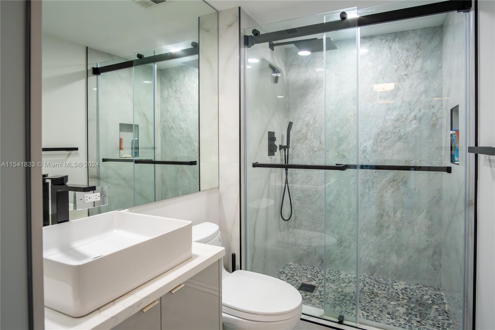 325 S Biscayne Blvd 3421, Miami, Florida 33131, 2 Bedrooms Bedrooms, ,2 BathroomsBathrooms,Residentiallease,For Rent,325 S Biscayne Blvd 3421,A11541833