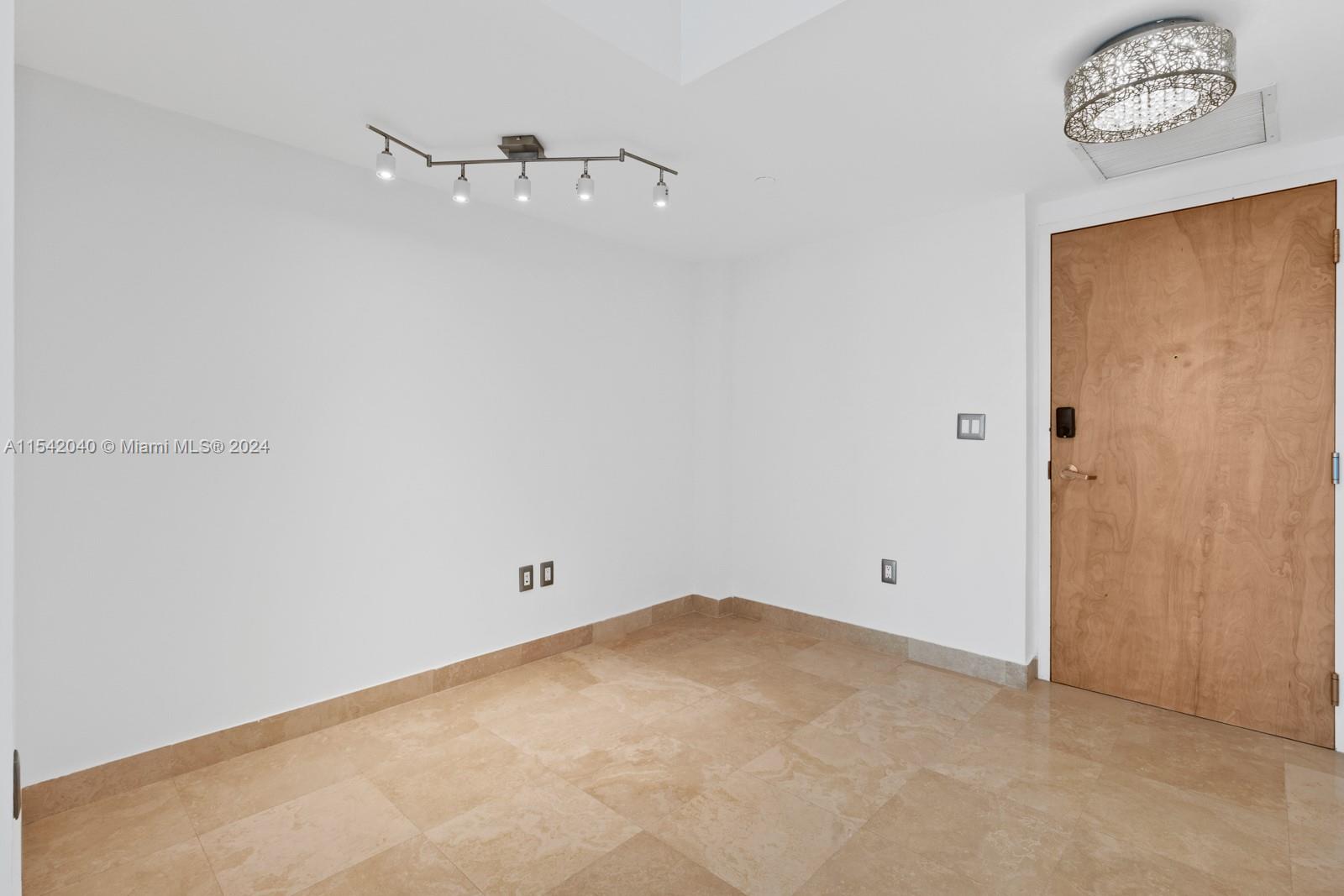 350 S Miami Ave 4009, Miami, Florida 33130, 1 Bedroom Bedrooms, ,1 BathroomBathrooms,Residentiallease,For Rent,350 S Miami Ave 4009,A11542040