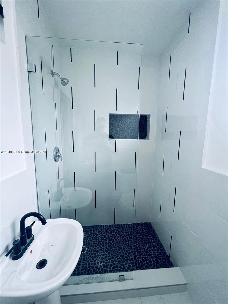 2221 SW 13th St, Miami, Florida 33145, 6 Bedrooms Bedrooms, ,3 BathroomsBathrooms,Residential,For Sale,2221 SW 13th St,A11540895